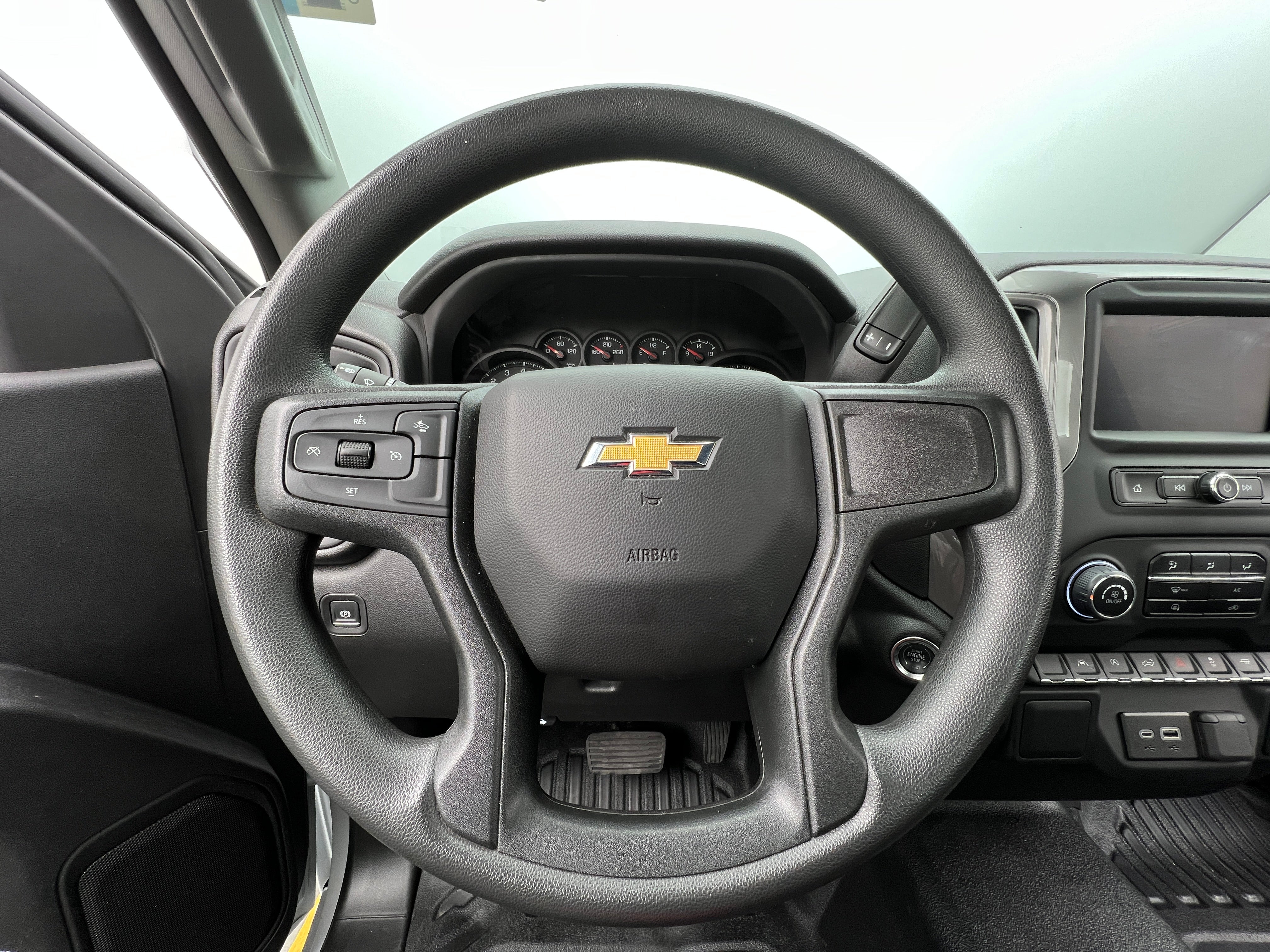 2024 Chevrolet Silverado 1500 Work Truck 5