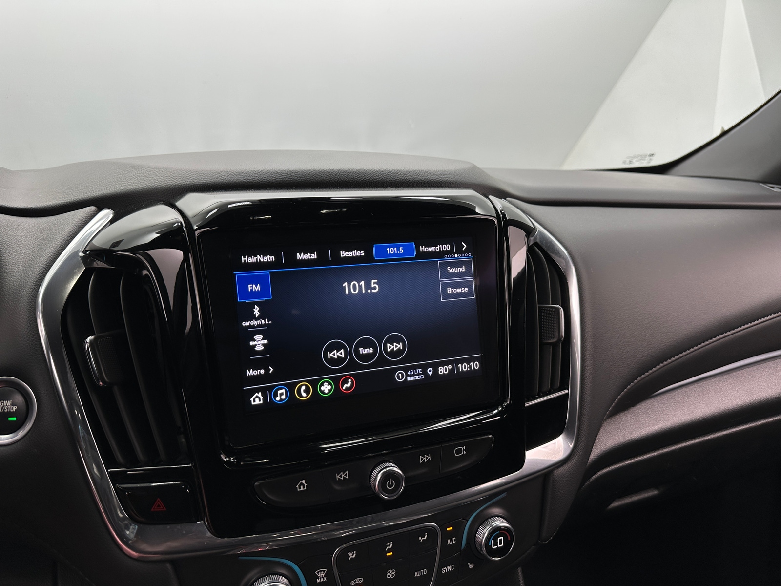 Thumbnail: 2023 Chevrolet Traverse - 4