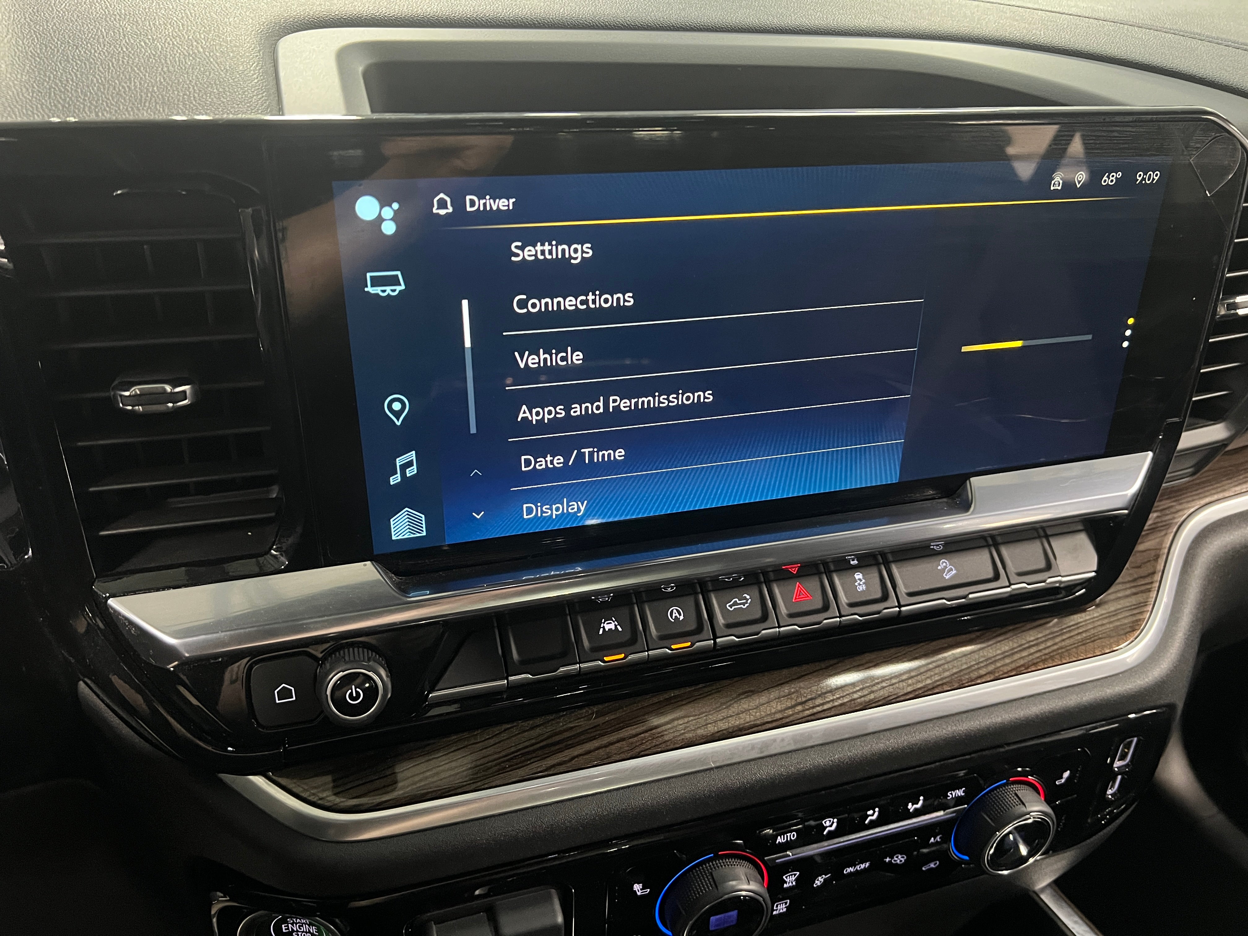 2023 Chevrolet Silverado 1500 RST 4