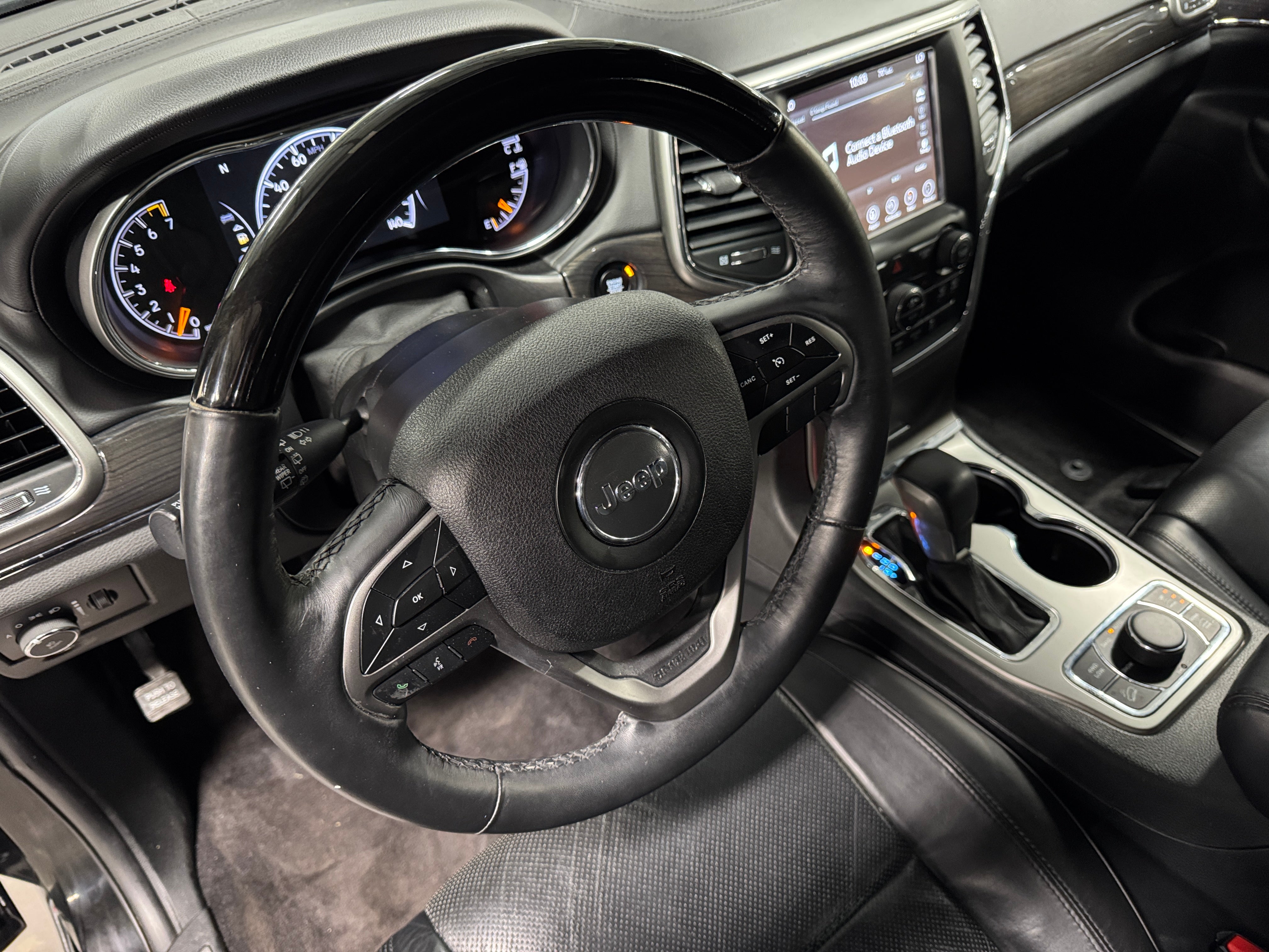 2018 Jeep Grand Cherokee Overland 4