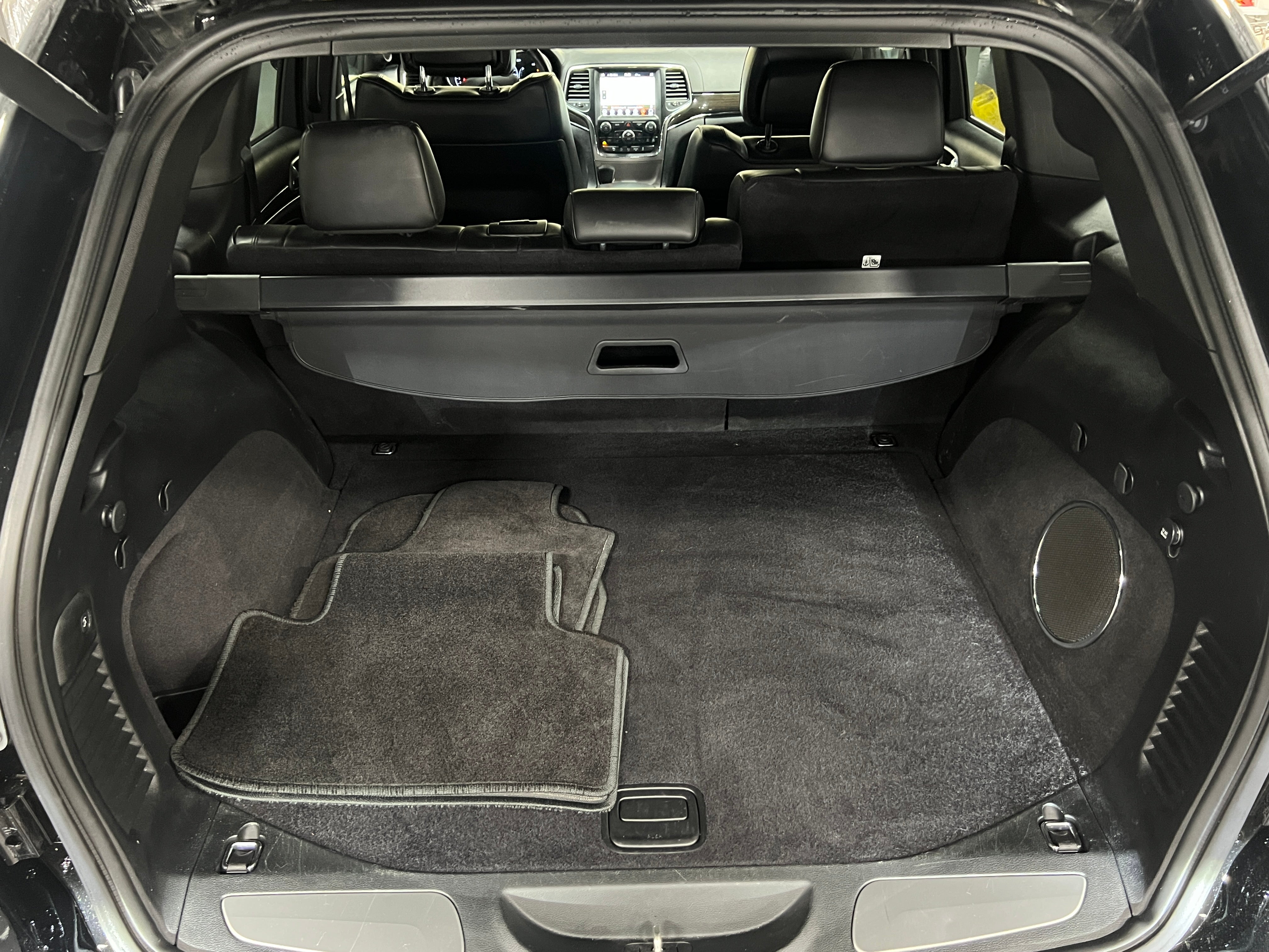 2018 Jeep Grand Cherokee Overland 6