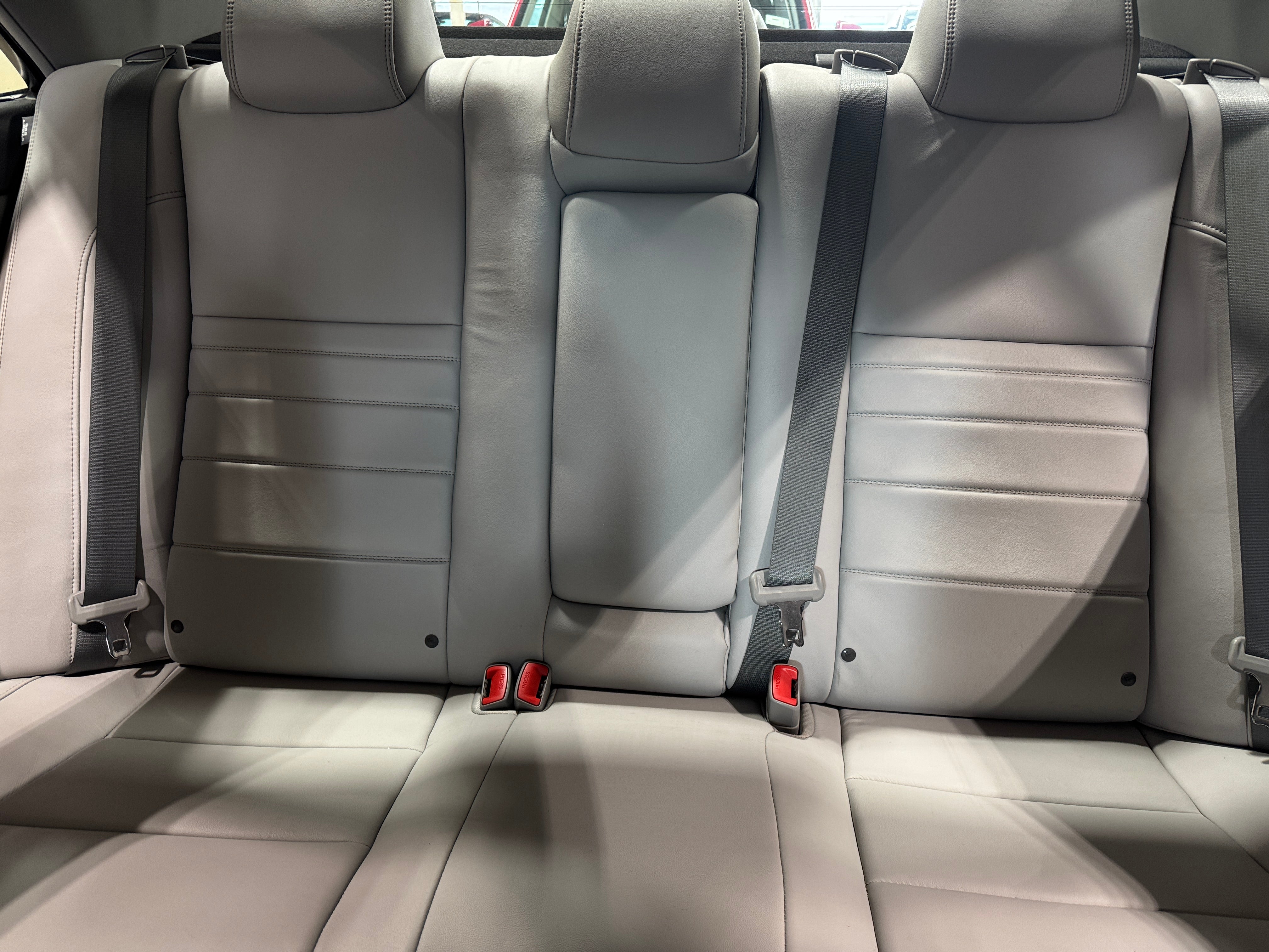 2017 Toyota Camry XLE 6