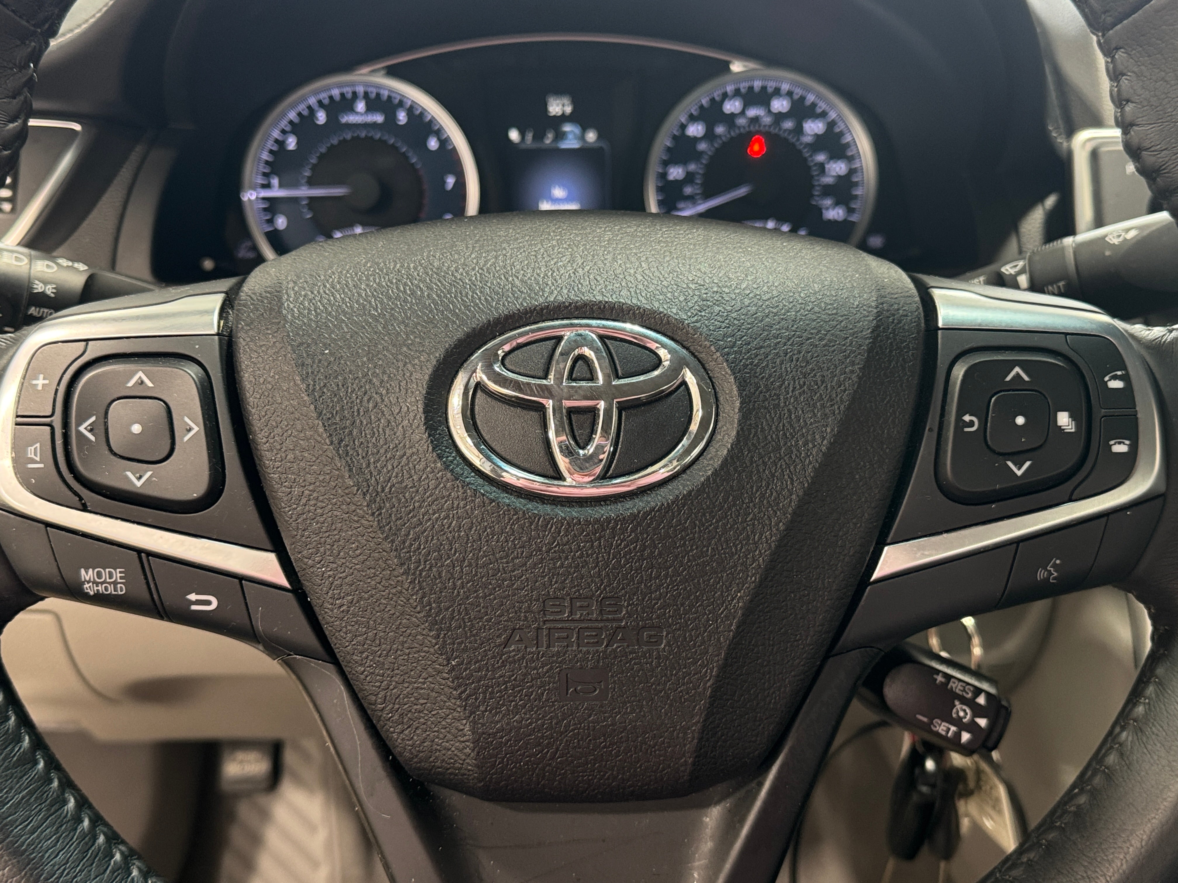 2017 Toyota Camry XLE 5