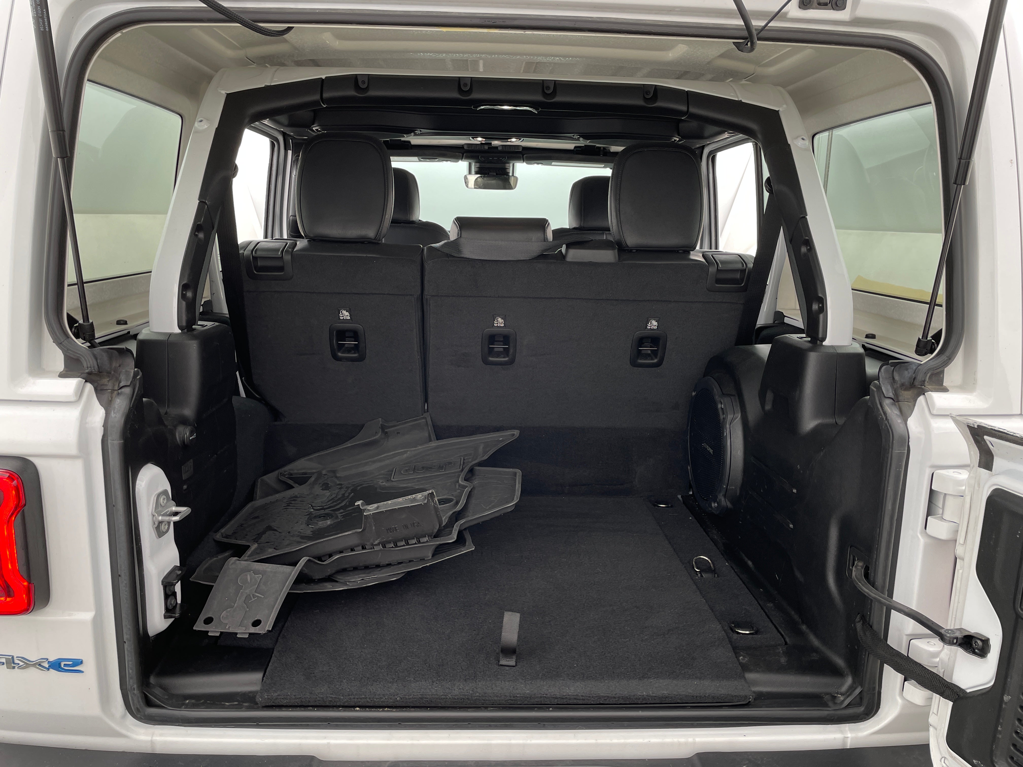 2022 Jeep Wrangler Unlimited Sahara 4xe 6