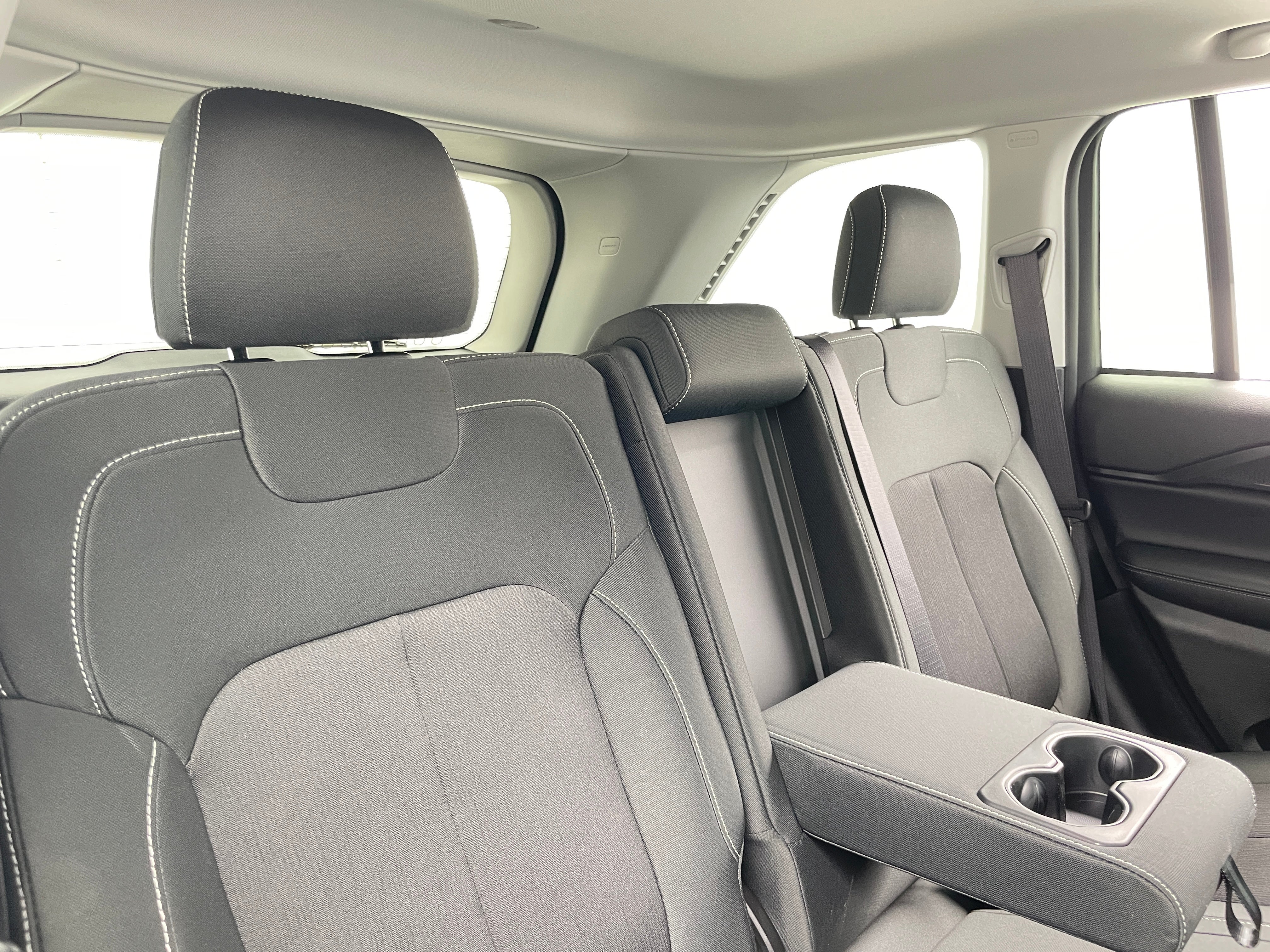 2023 Jeep Grand Cherokee Laredo 6