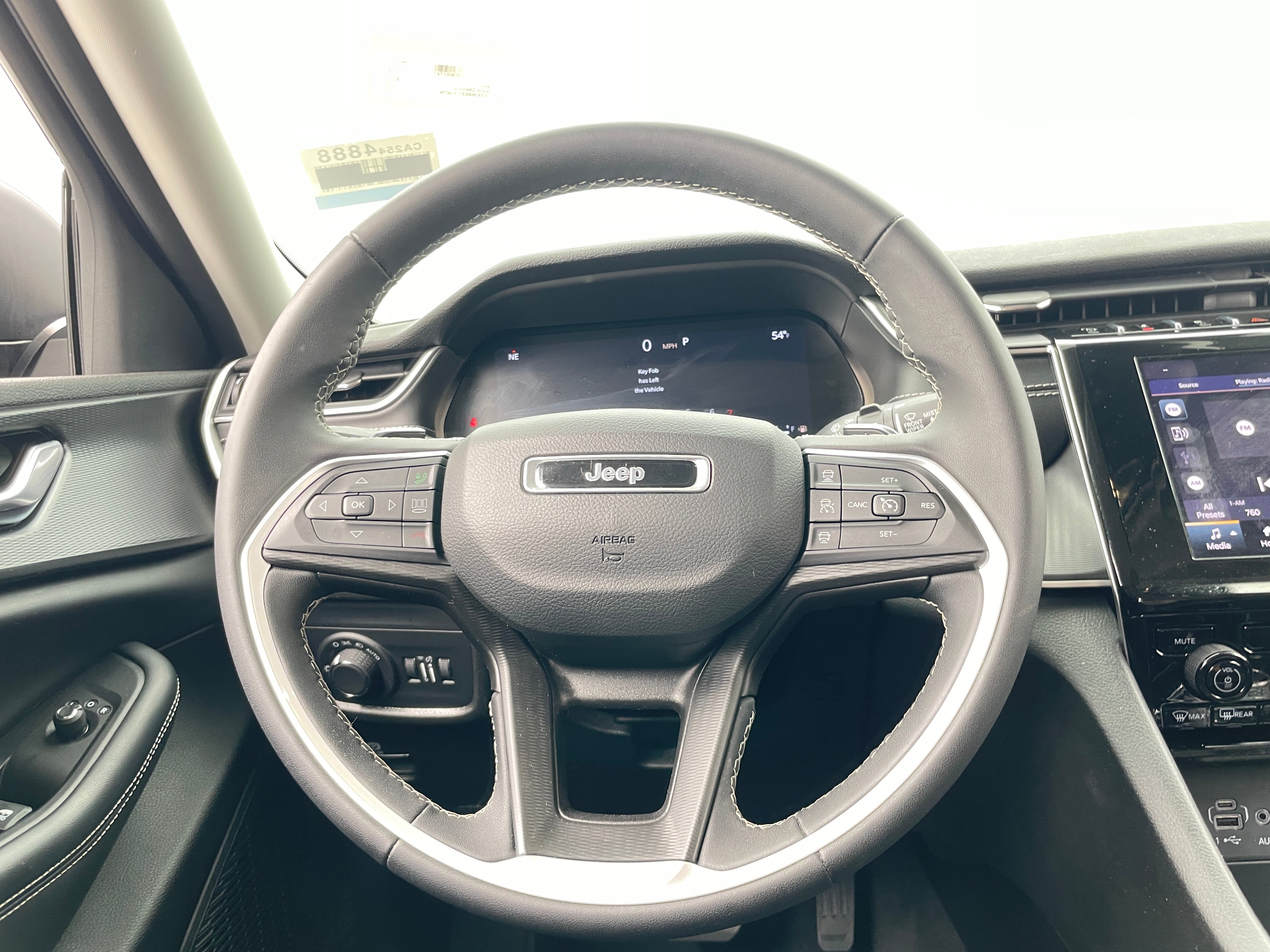2023 Jeep Grand Cherokee Laredo 5