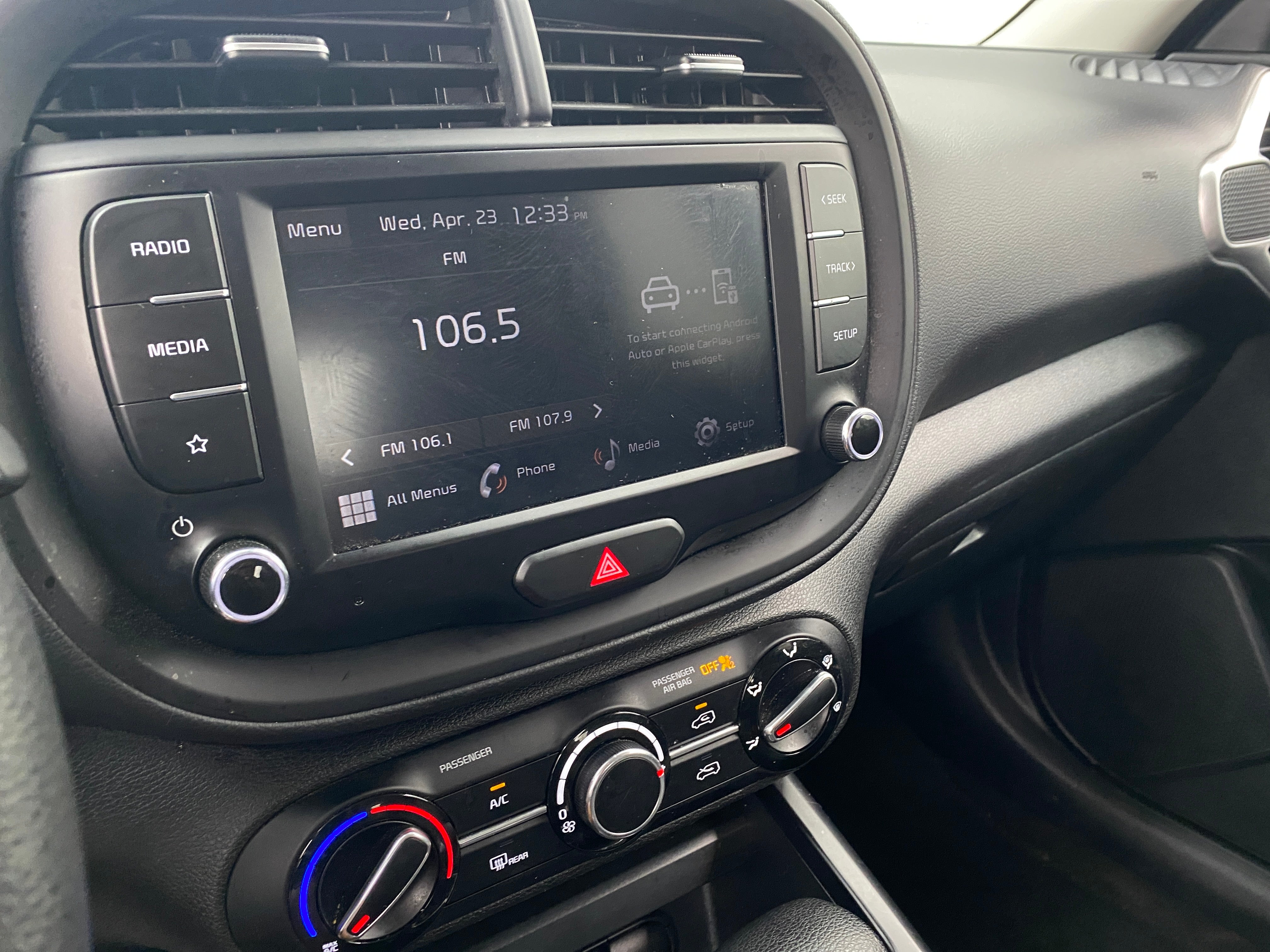 2023 Kia Soul LX 4