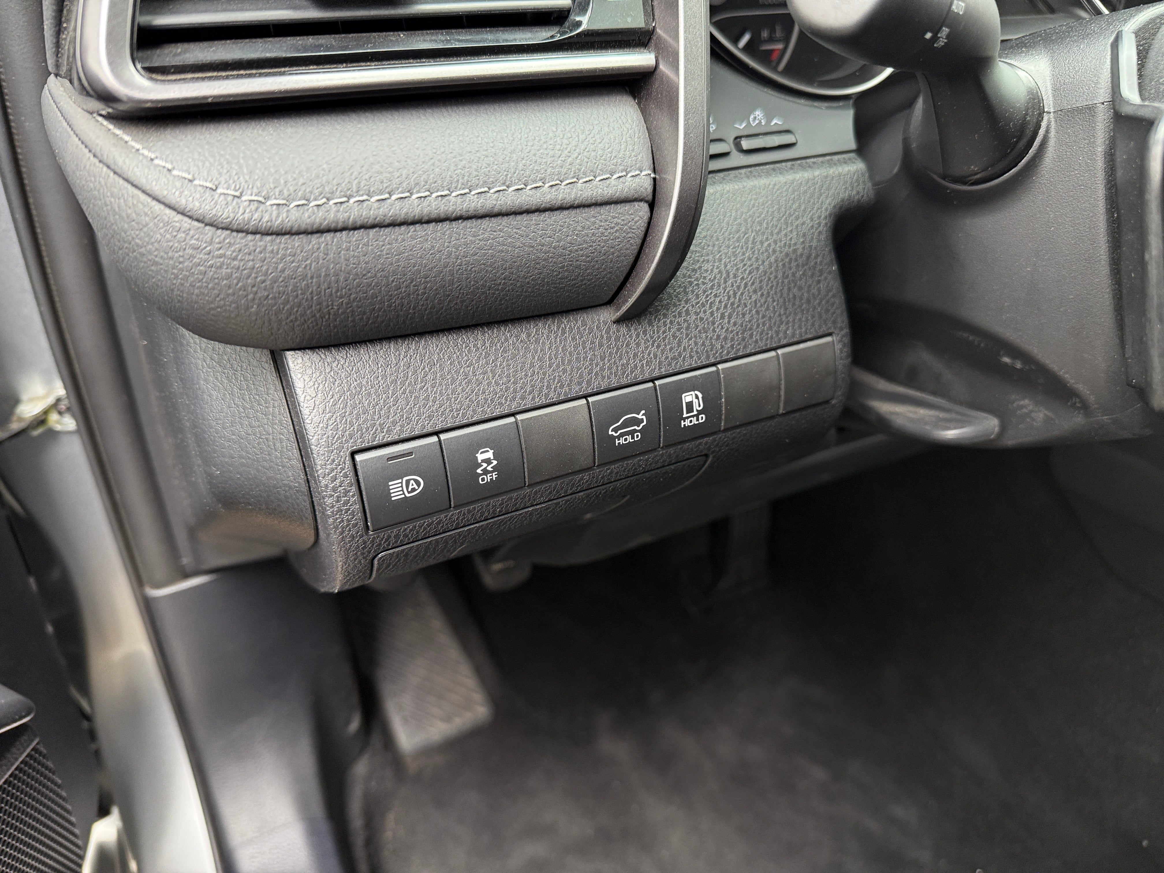 Image of 2022 Toyota Camry SE