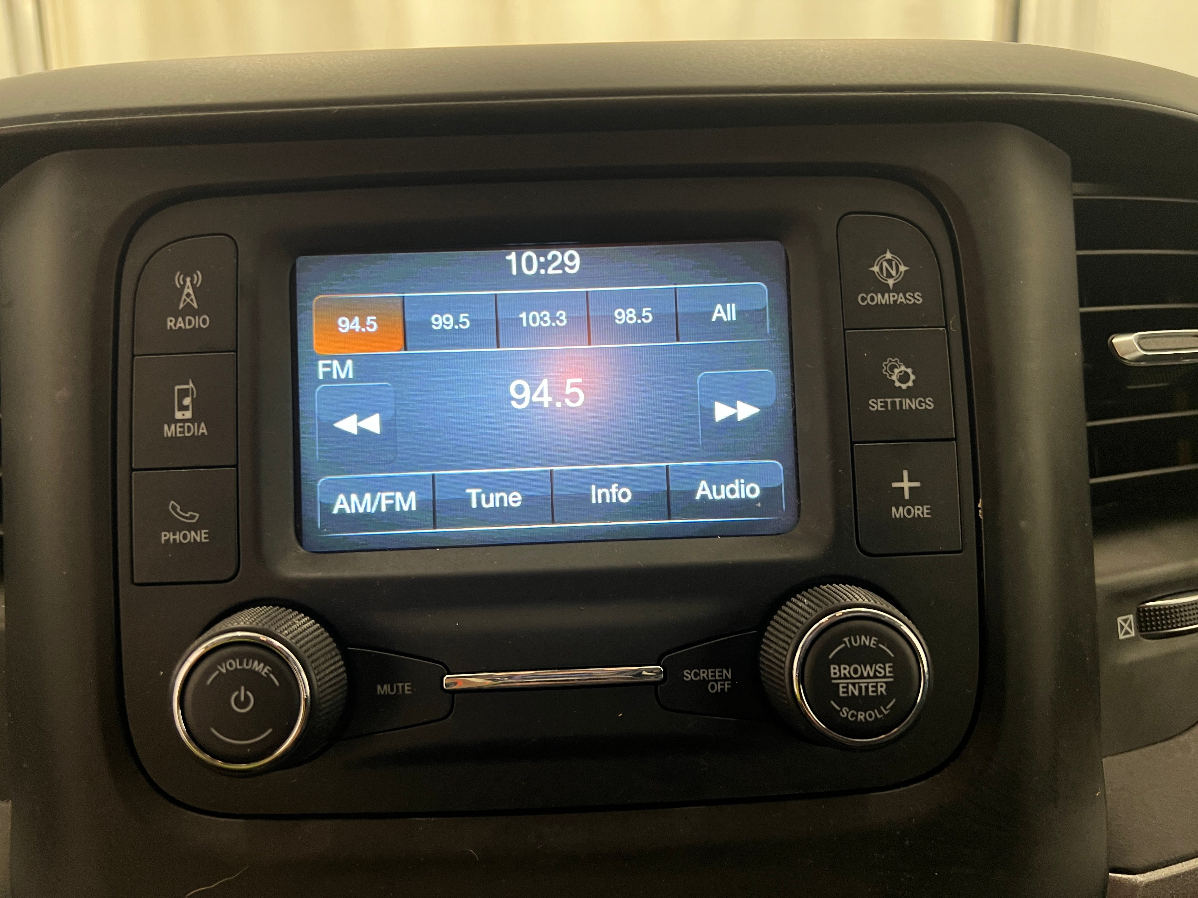 2019 RAM 2500 Tradesman 4