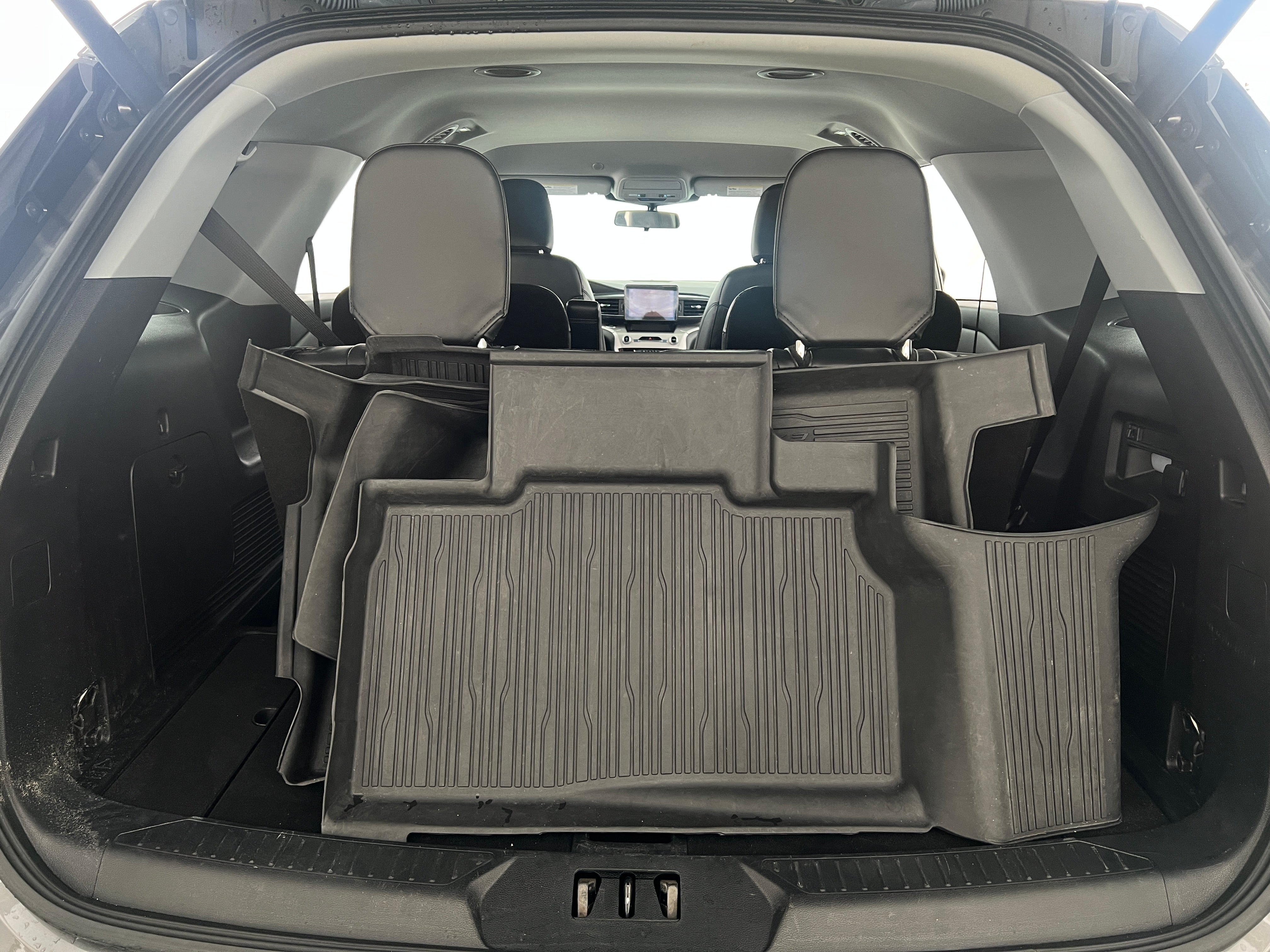 2022 Ford Explorer XLT 6