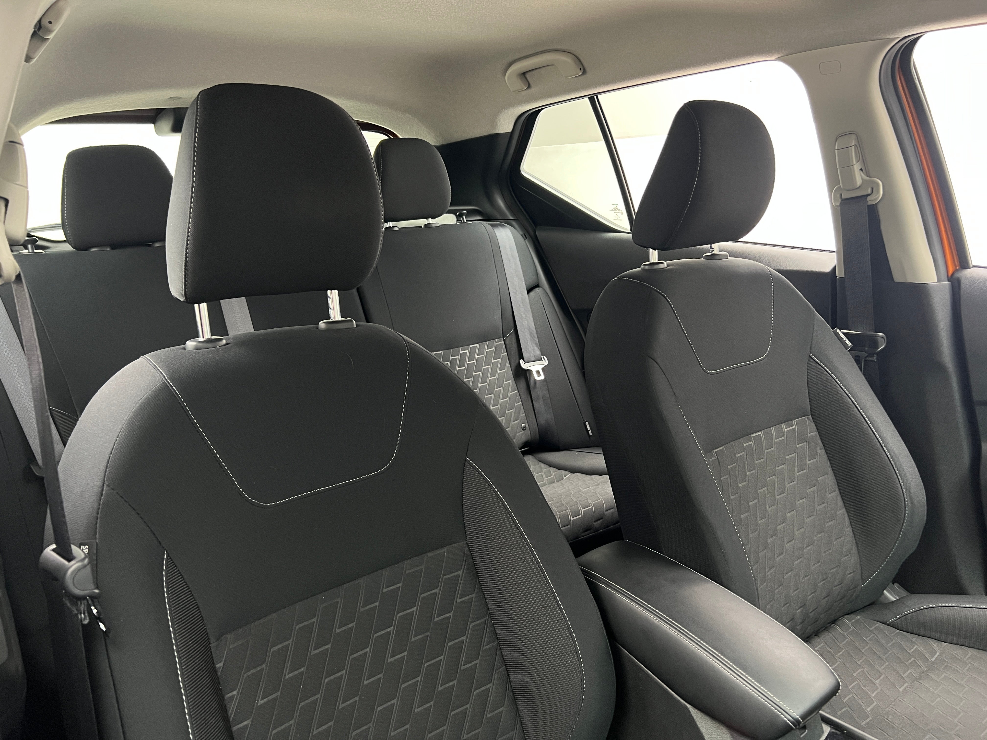 2022 Nissan Kicks SV 2