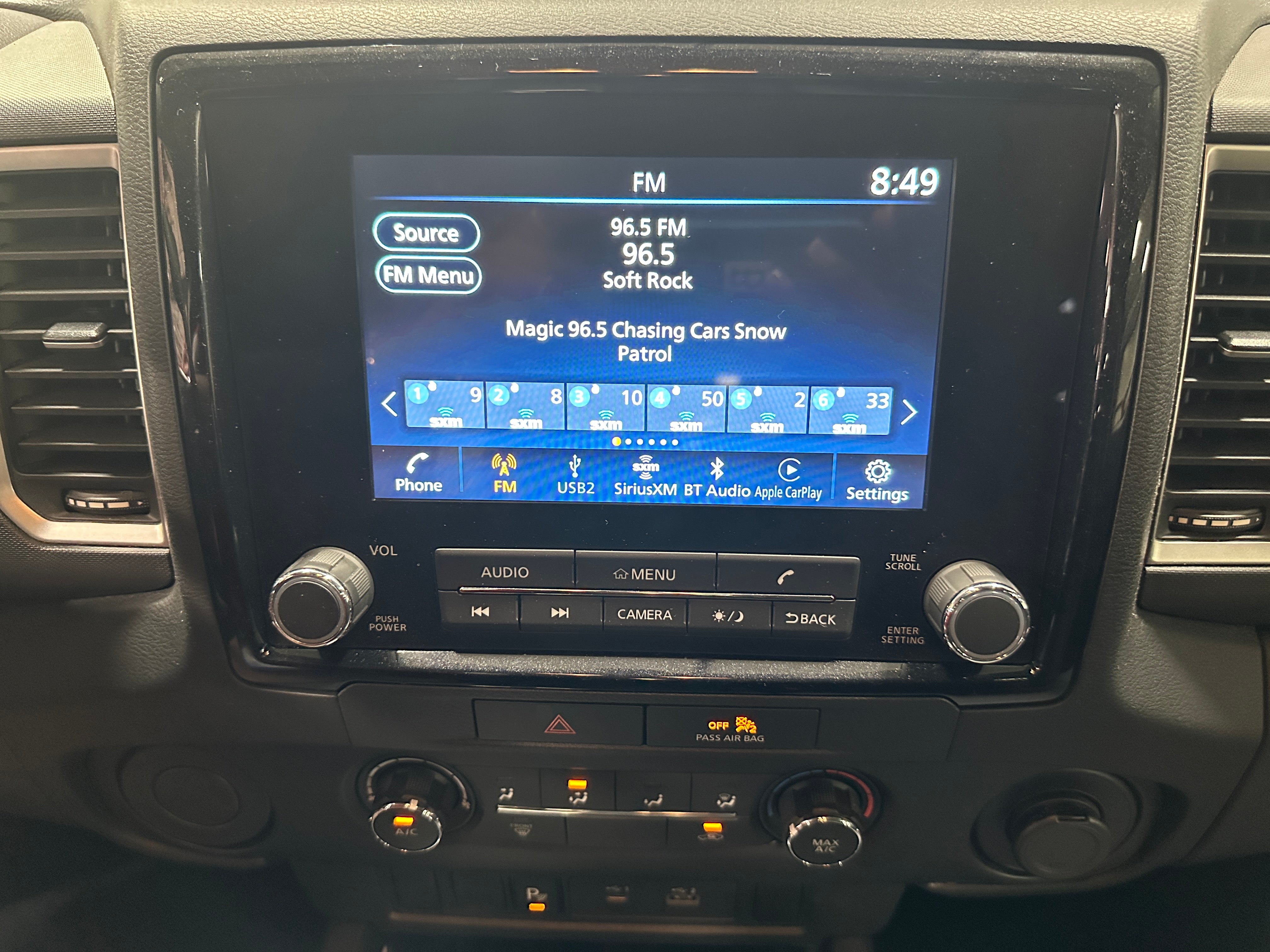 2022 Nissan Frontier SV 4