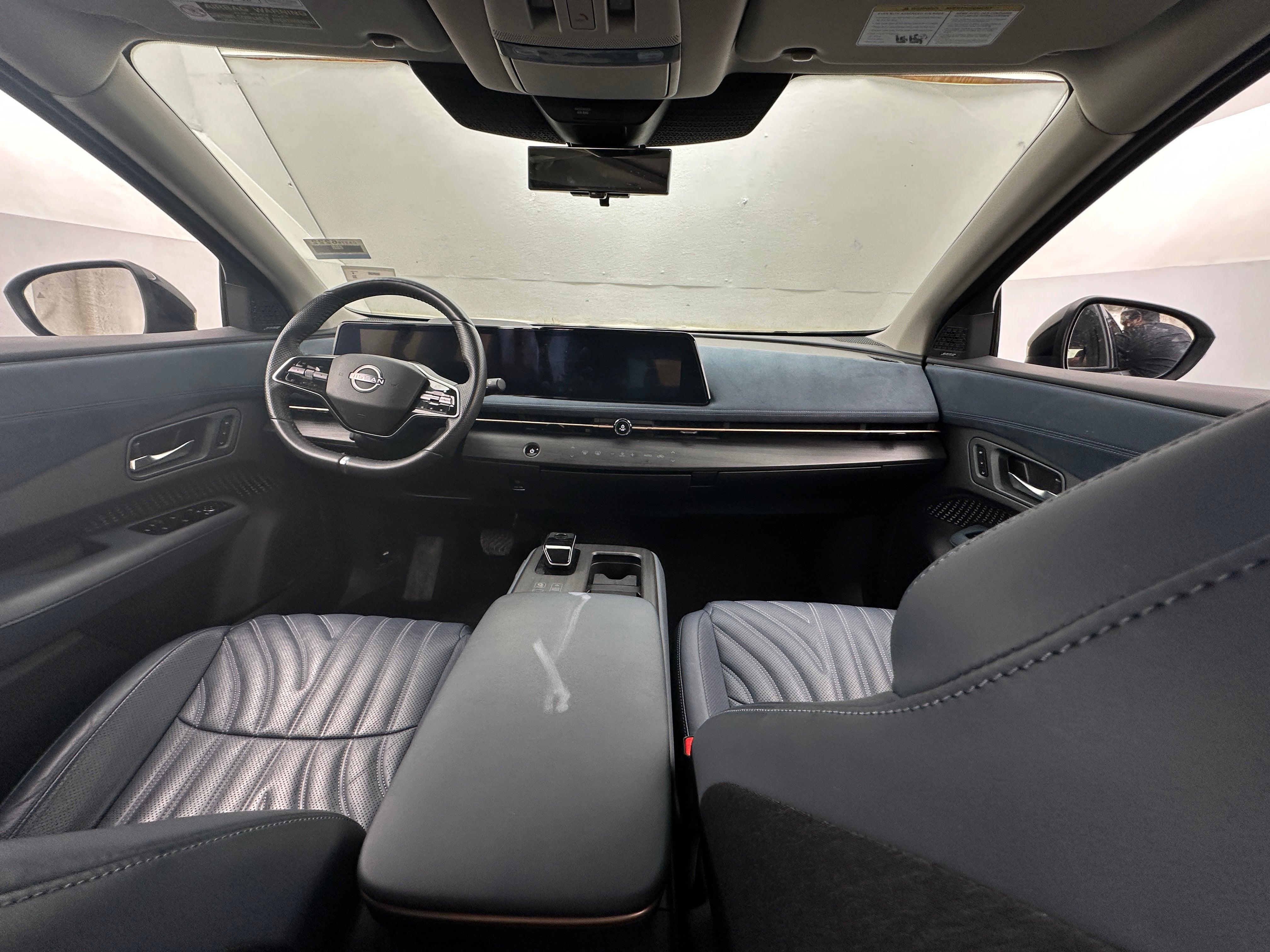 2023 Nissan Ariya Platinum+ 2