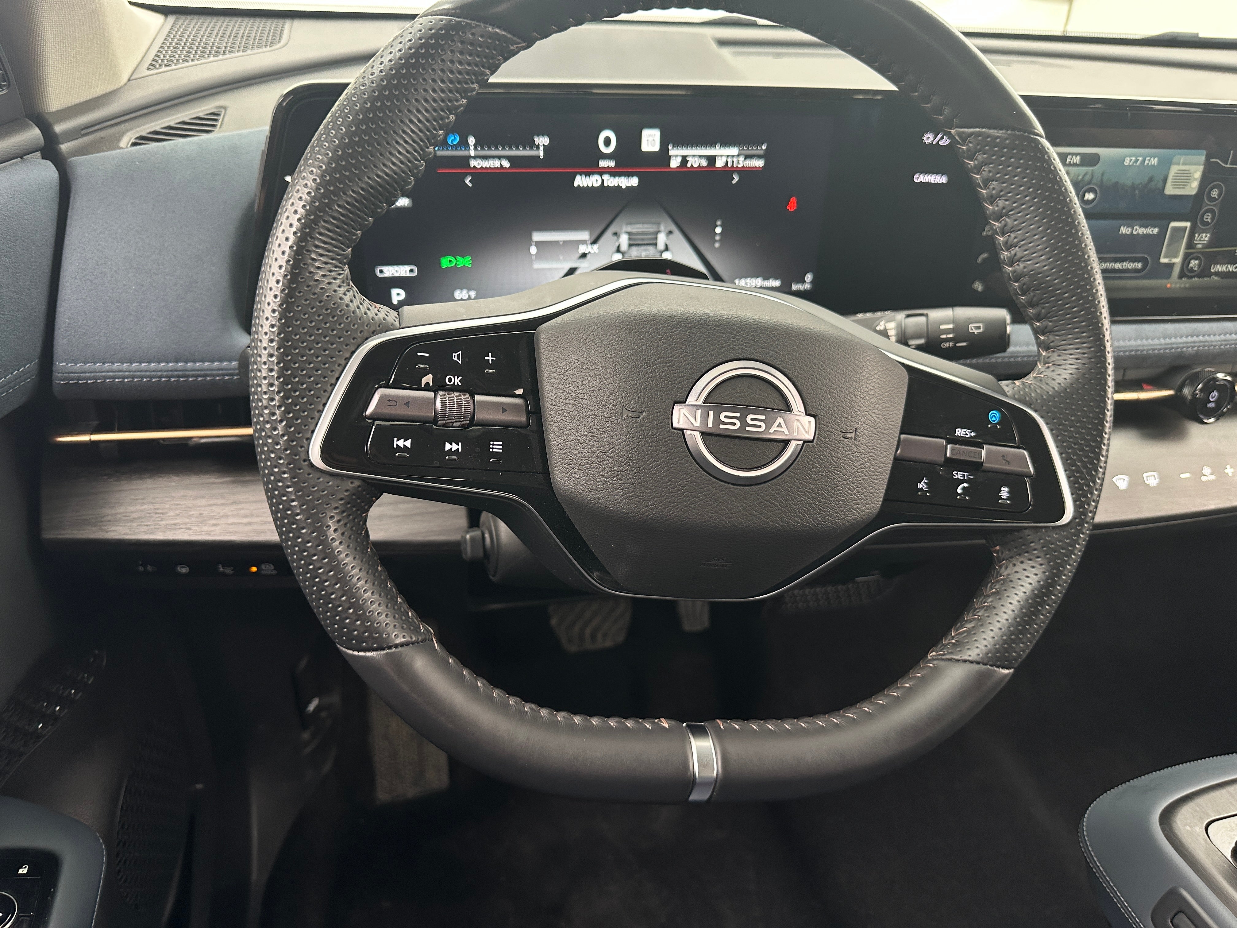 2023 Nissan Ariya Platinum+ 4