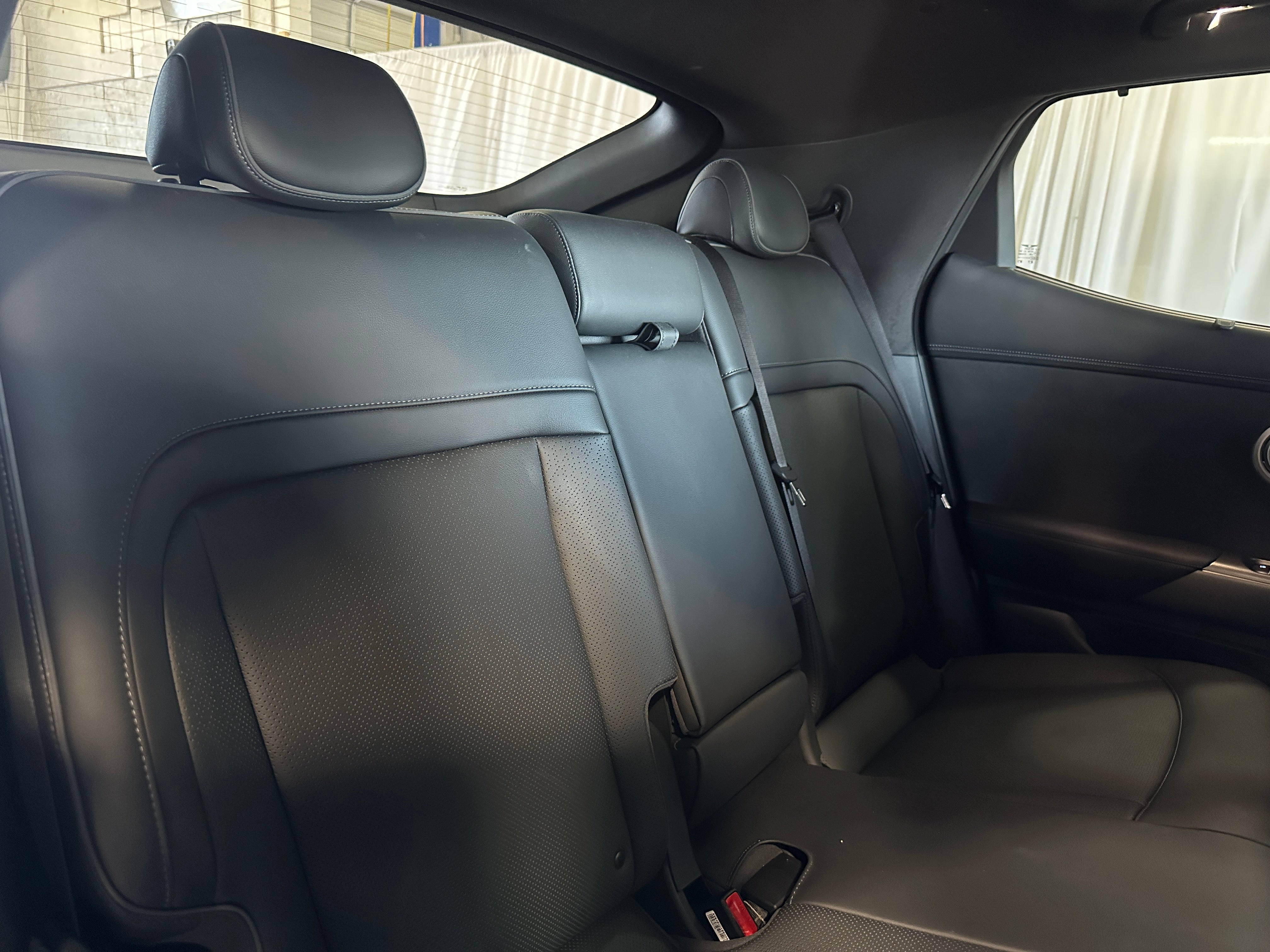 2023 Genesis GV60 Advanced 5