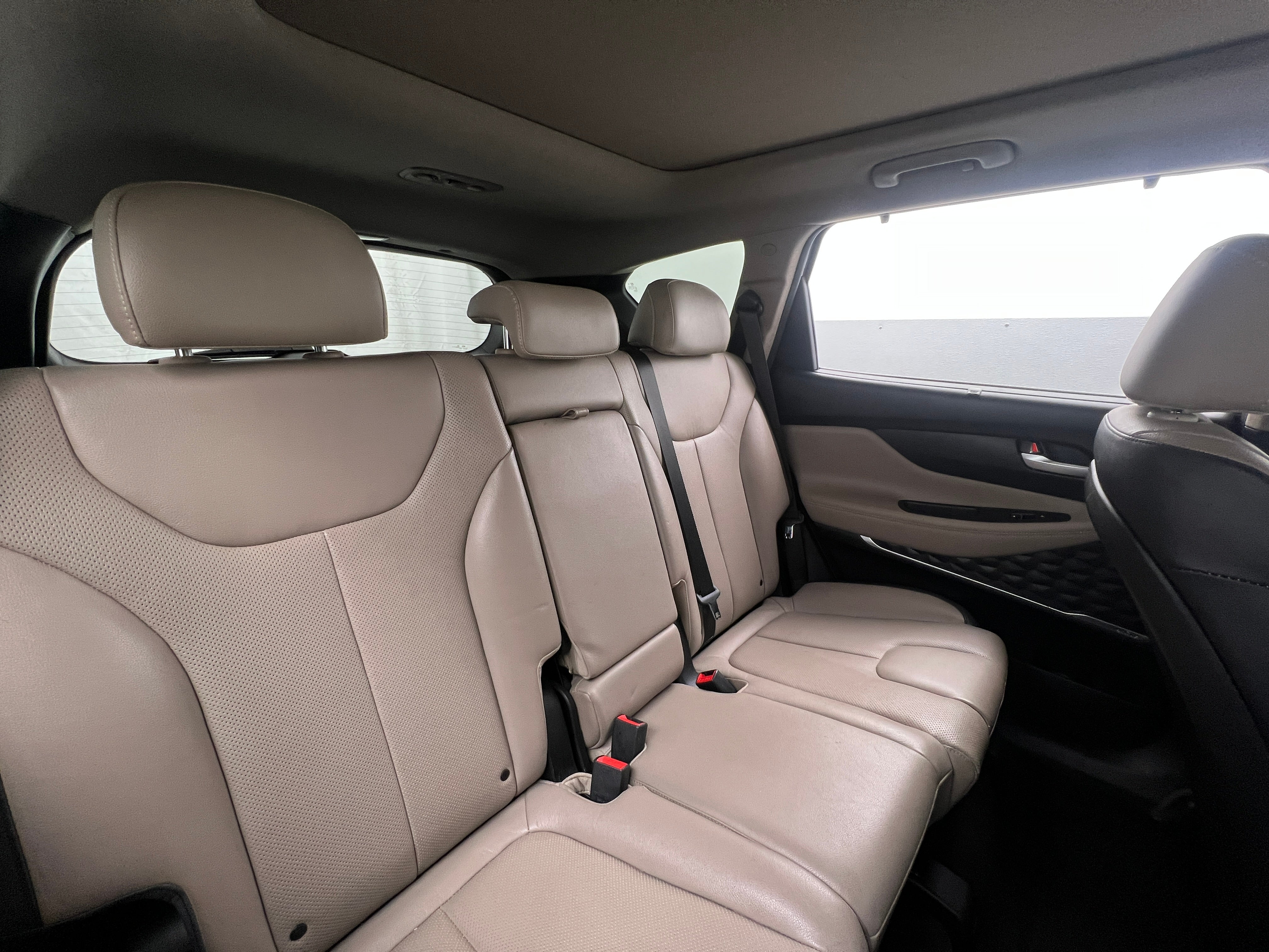 2020 Hyundai Santa Fe Limited 5