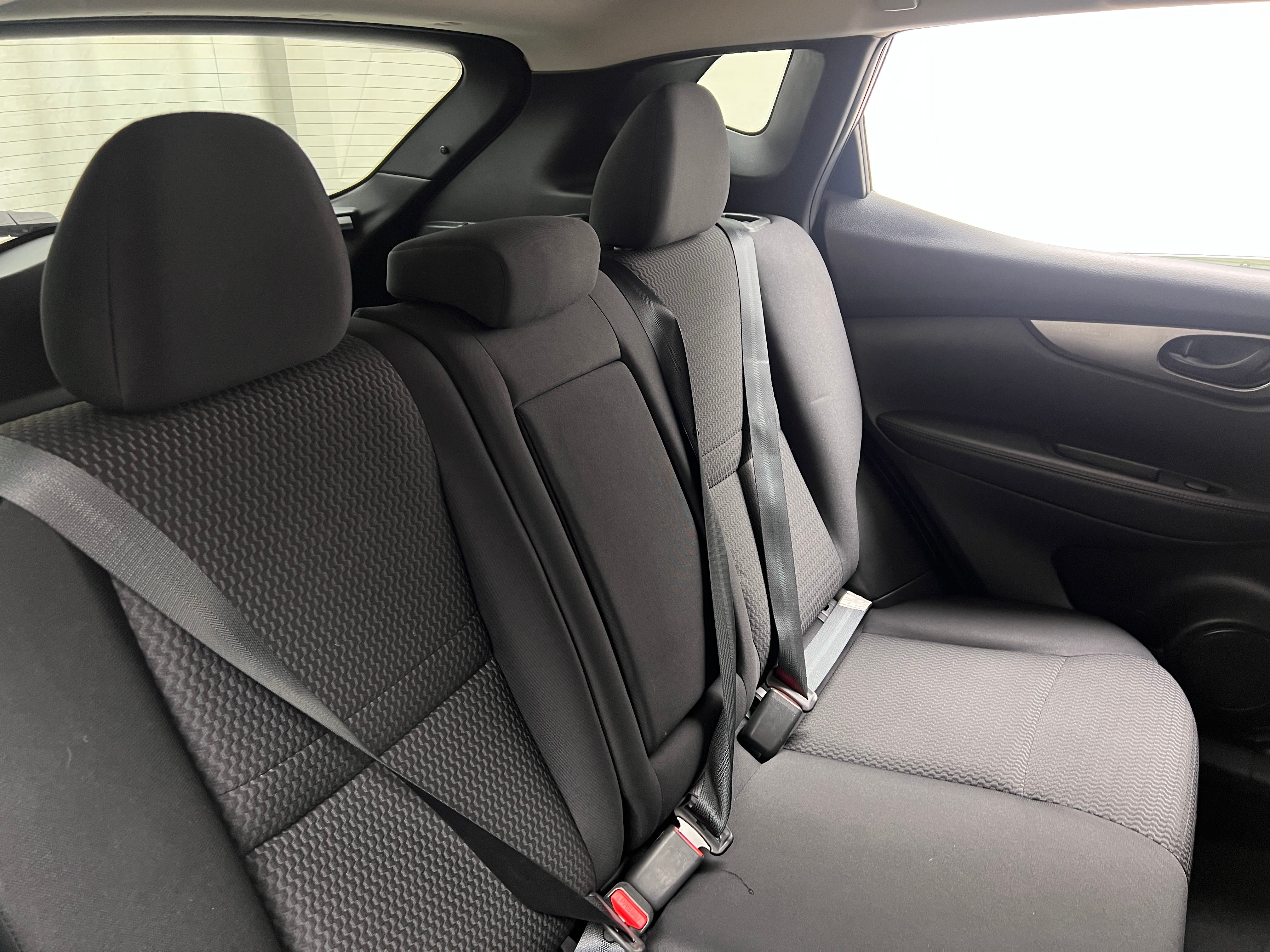 2019 Nissan Rogue Sport S 6