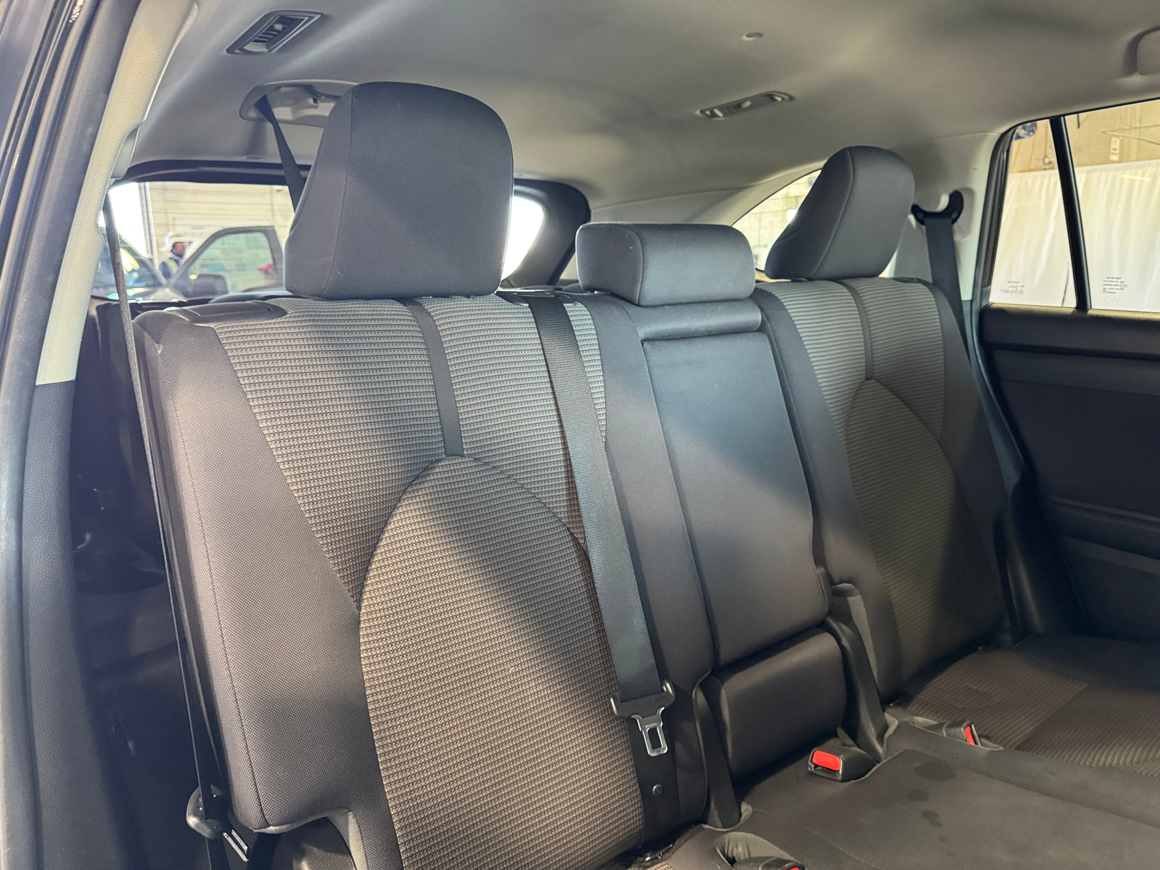 2021 Toyota Highlander LE 6
