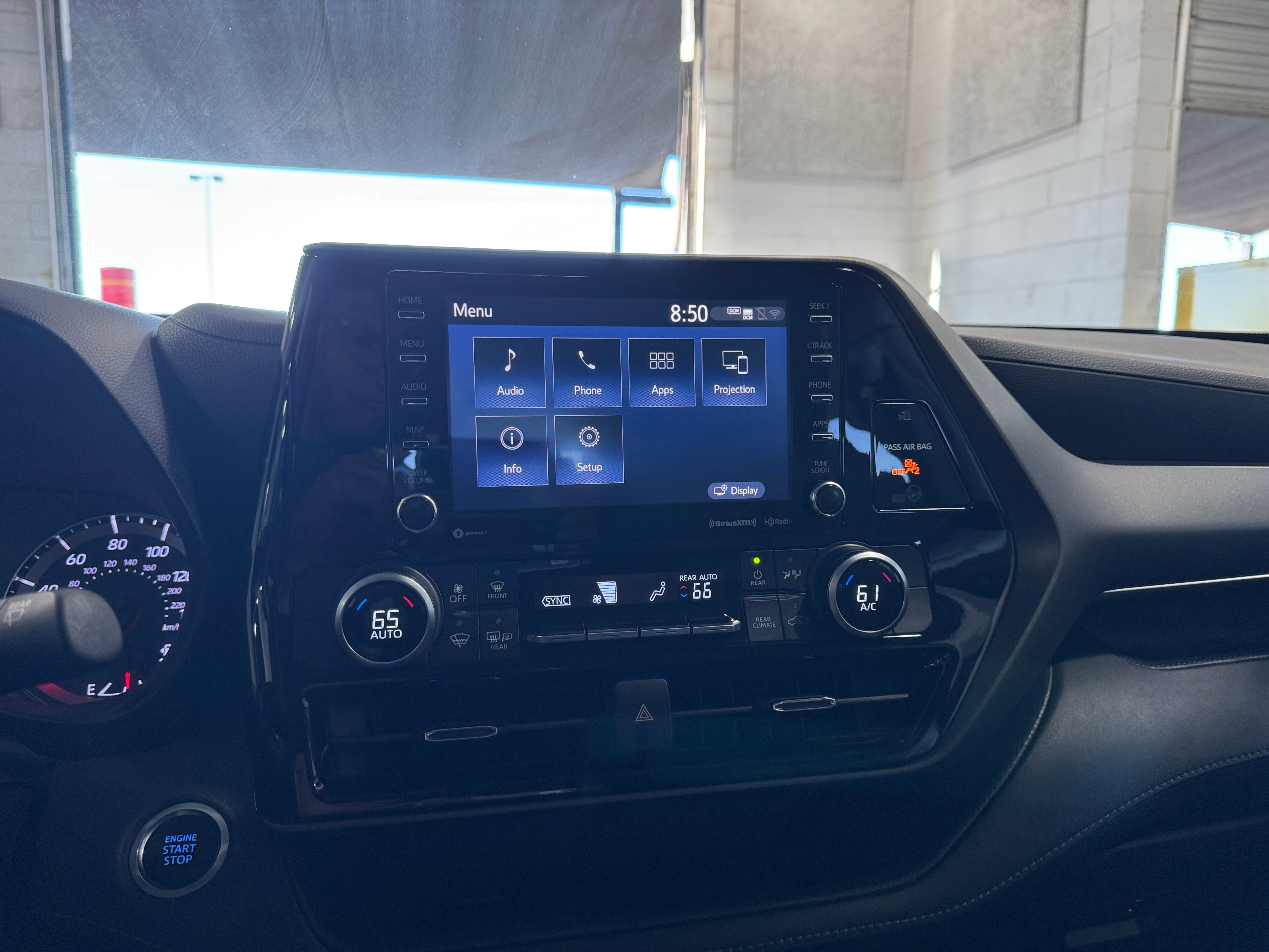 2021 Toyota Highlander LE 4