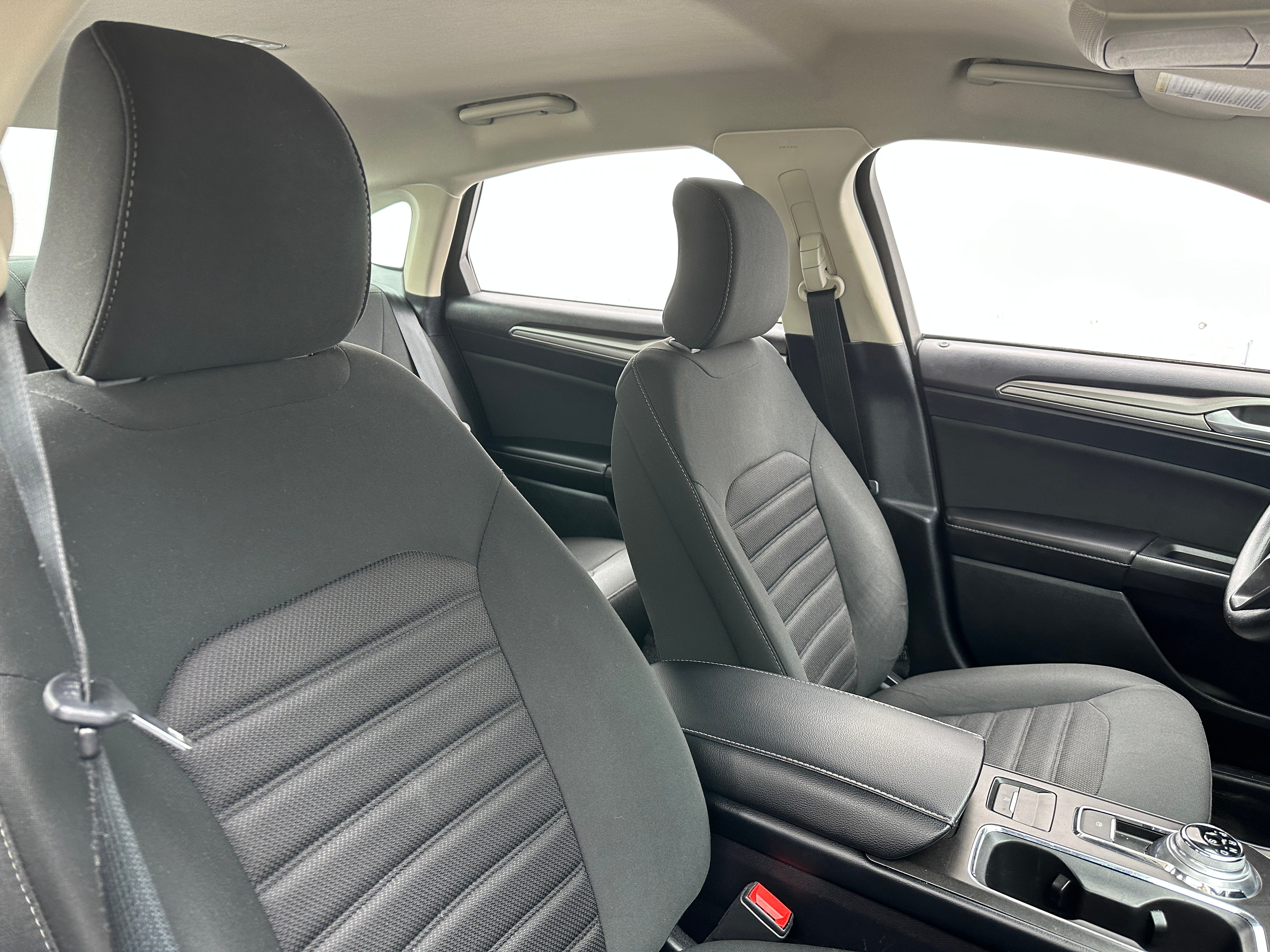 2018 Ford Fusion SE 2