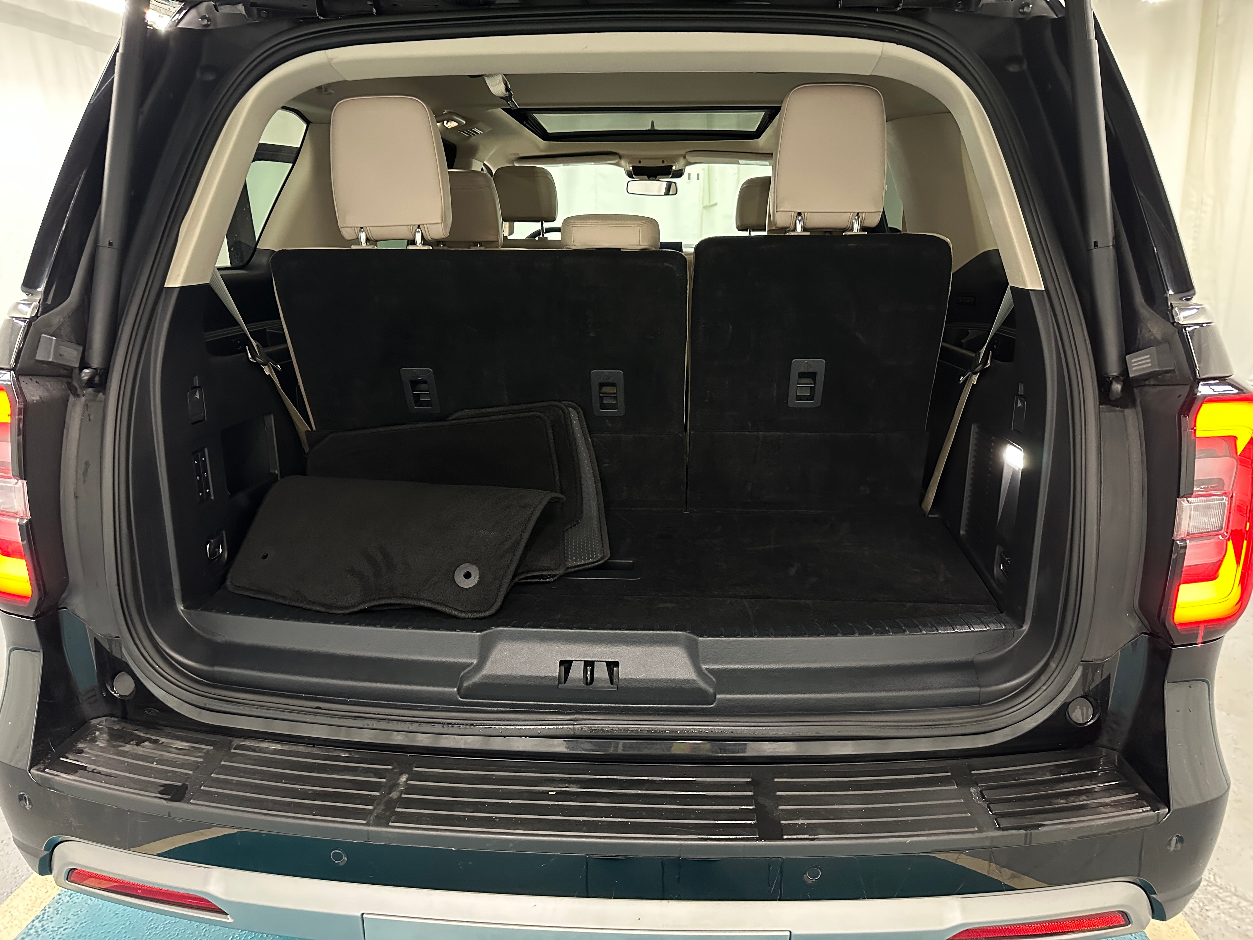 2024 Ford Expedition Limited 6