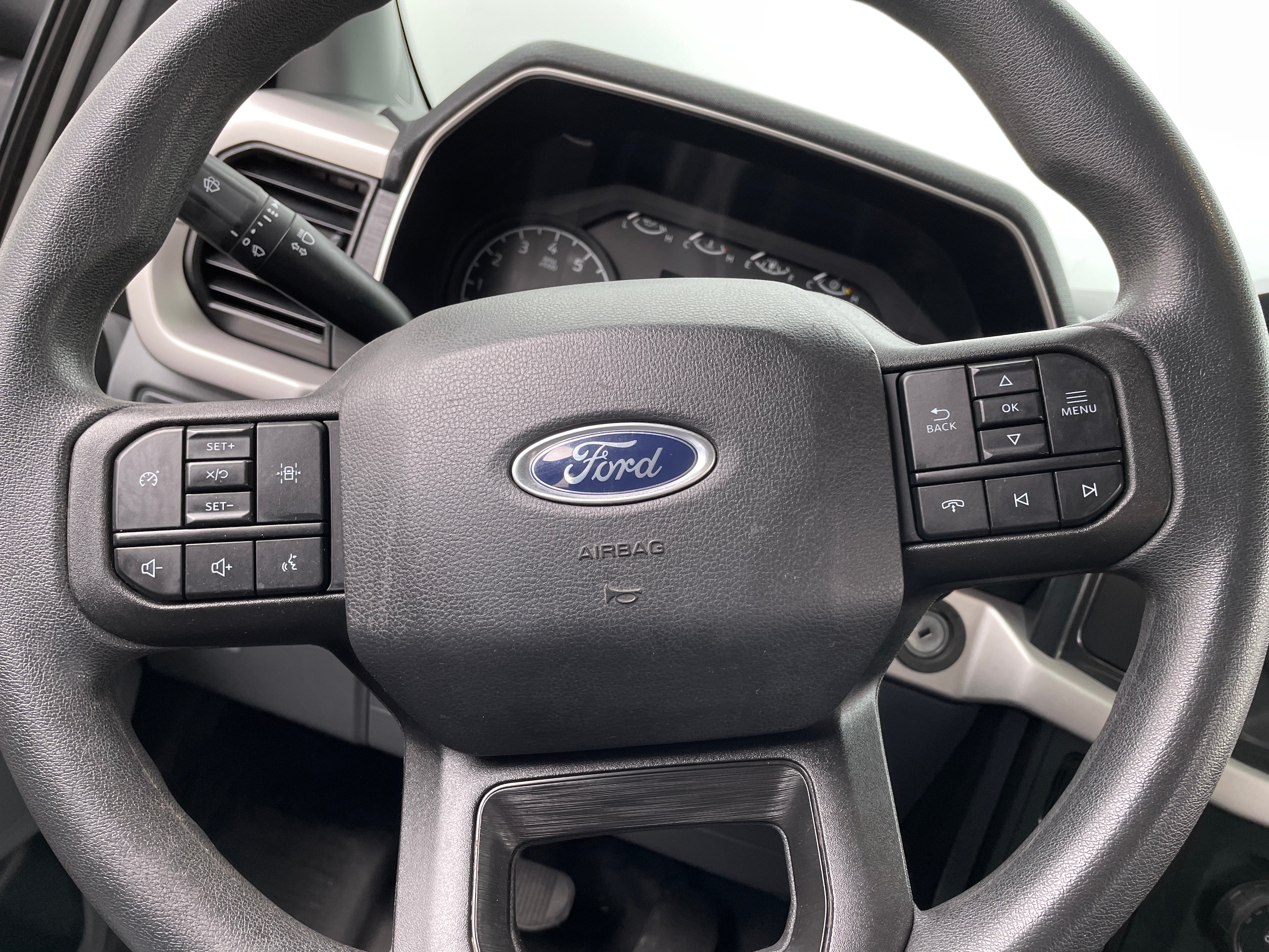 2022 Ford Econoline E-150 5