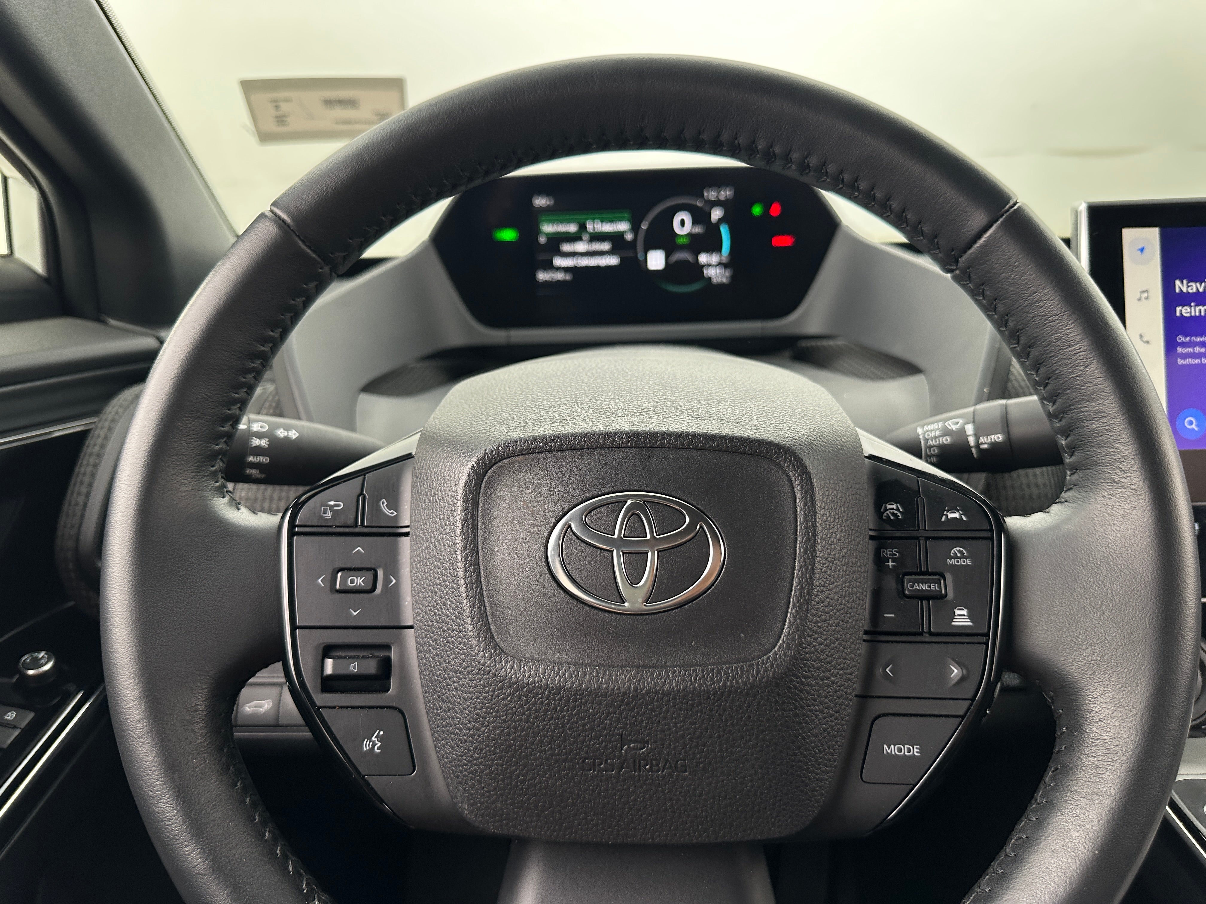 2023 Toyota bZ4X Limited 4