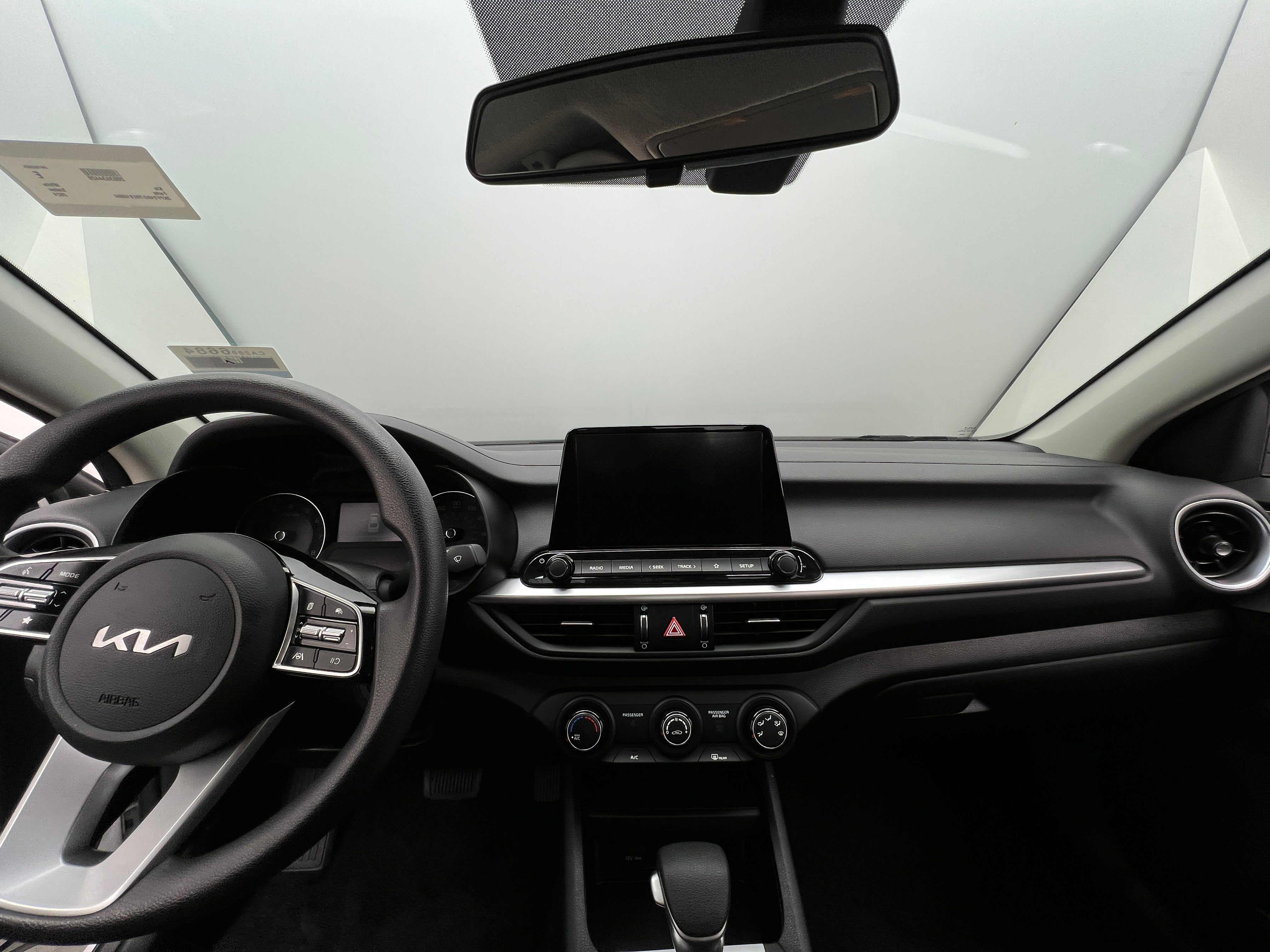2024 Kia Forte LXS 3