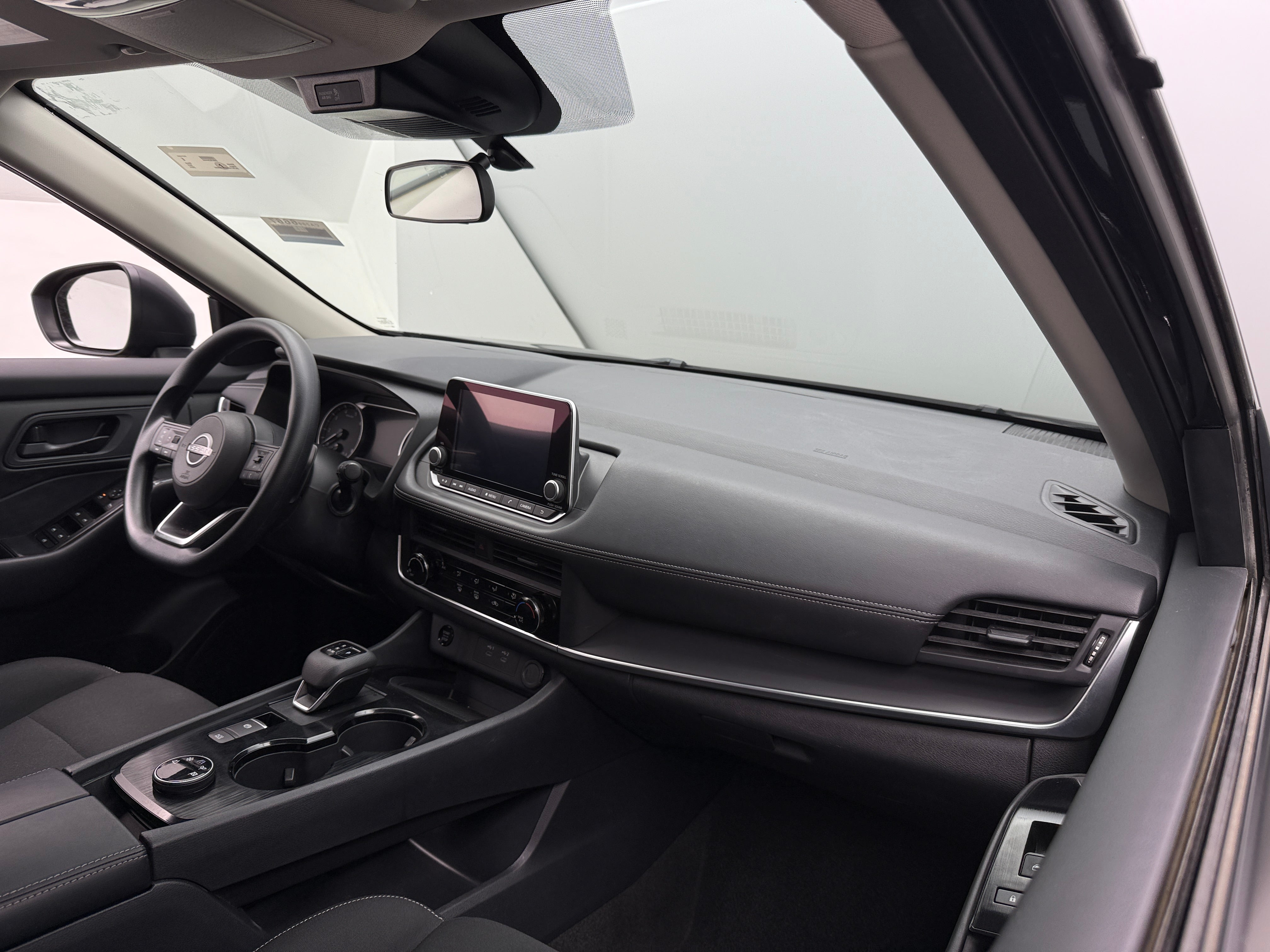 2024 Nissan Rogue S 3