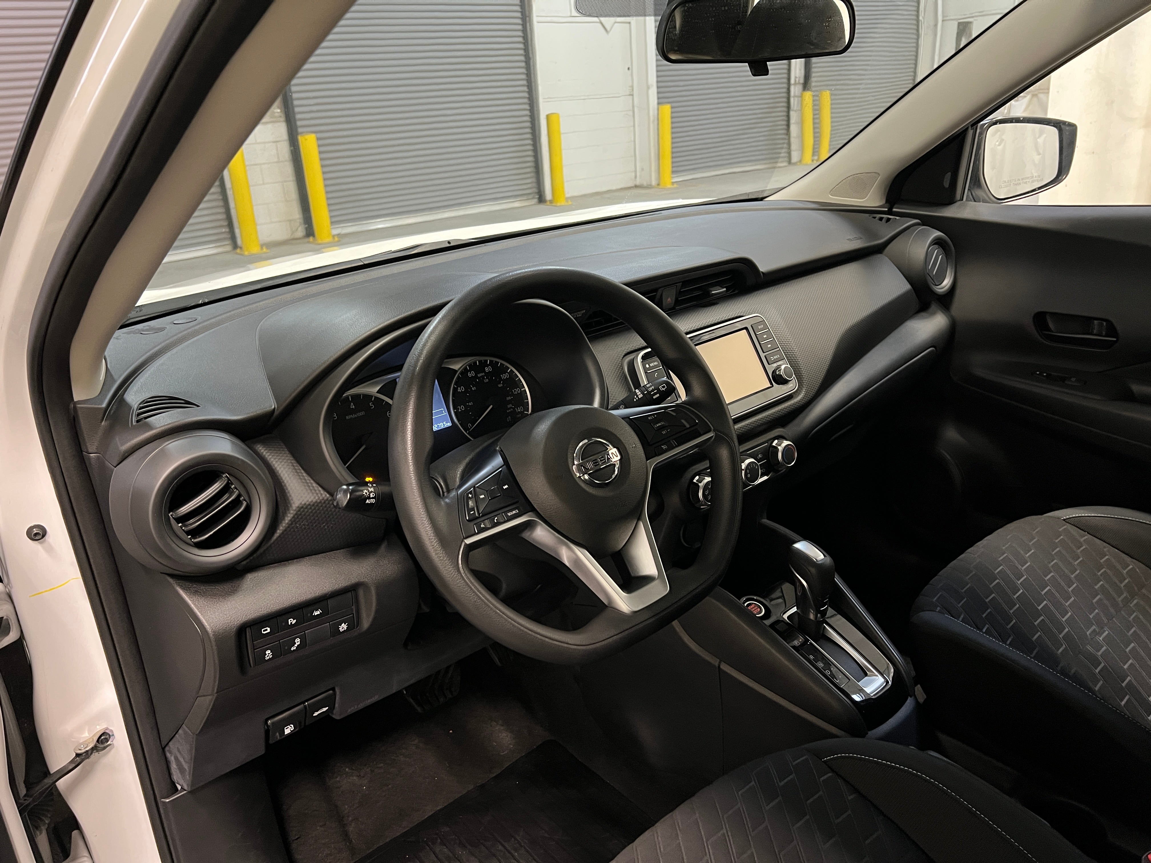 2021 Nissan Kicks S 3