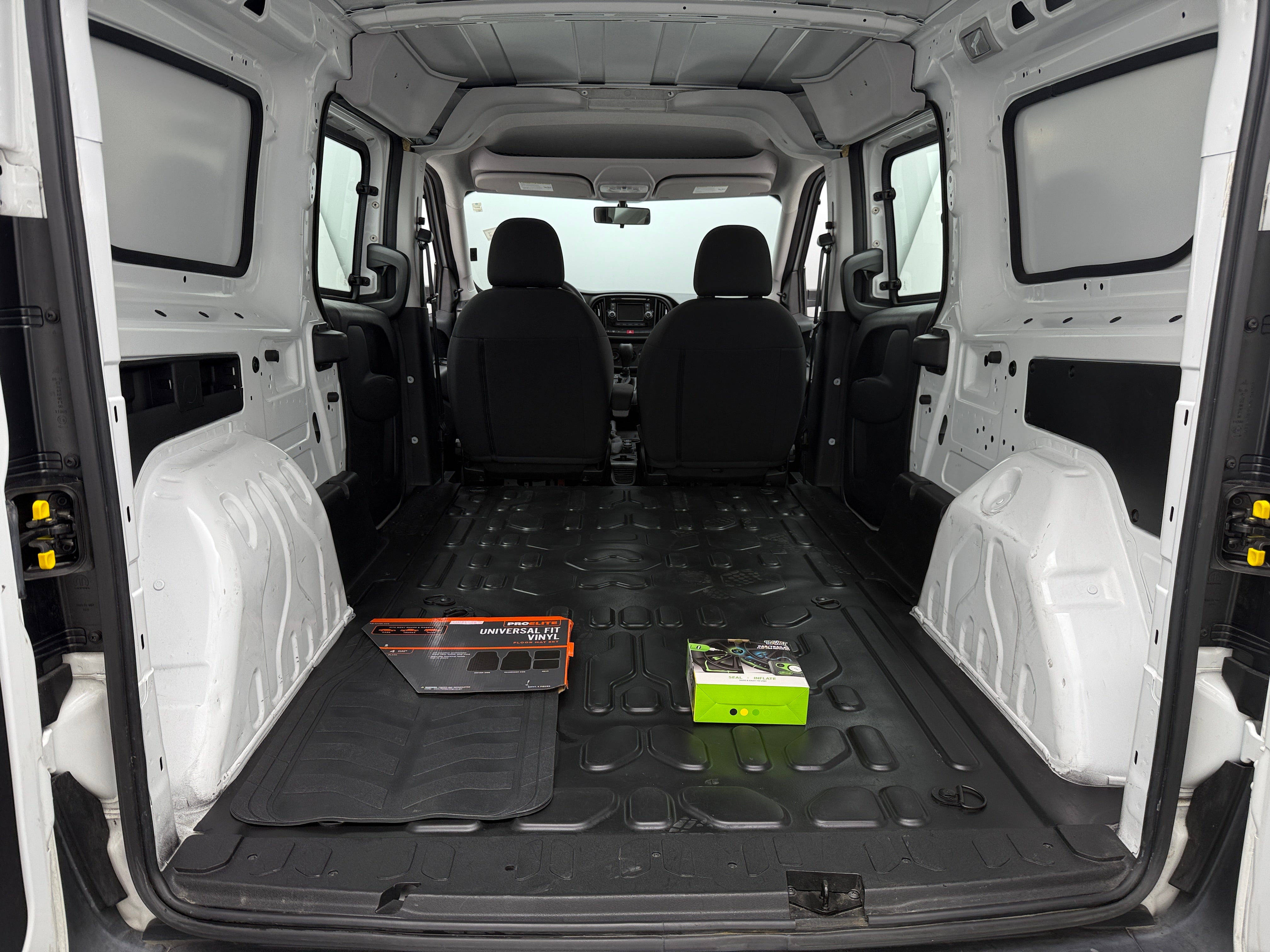 2021 RAM ProMaster City Tradesman 6