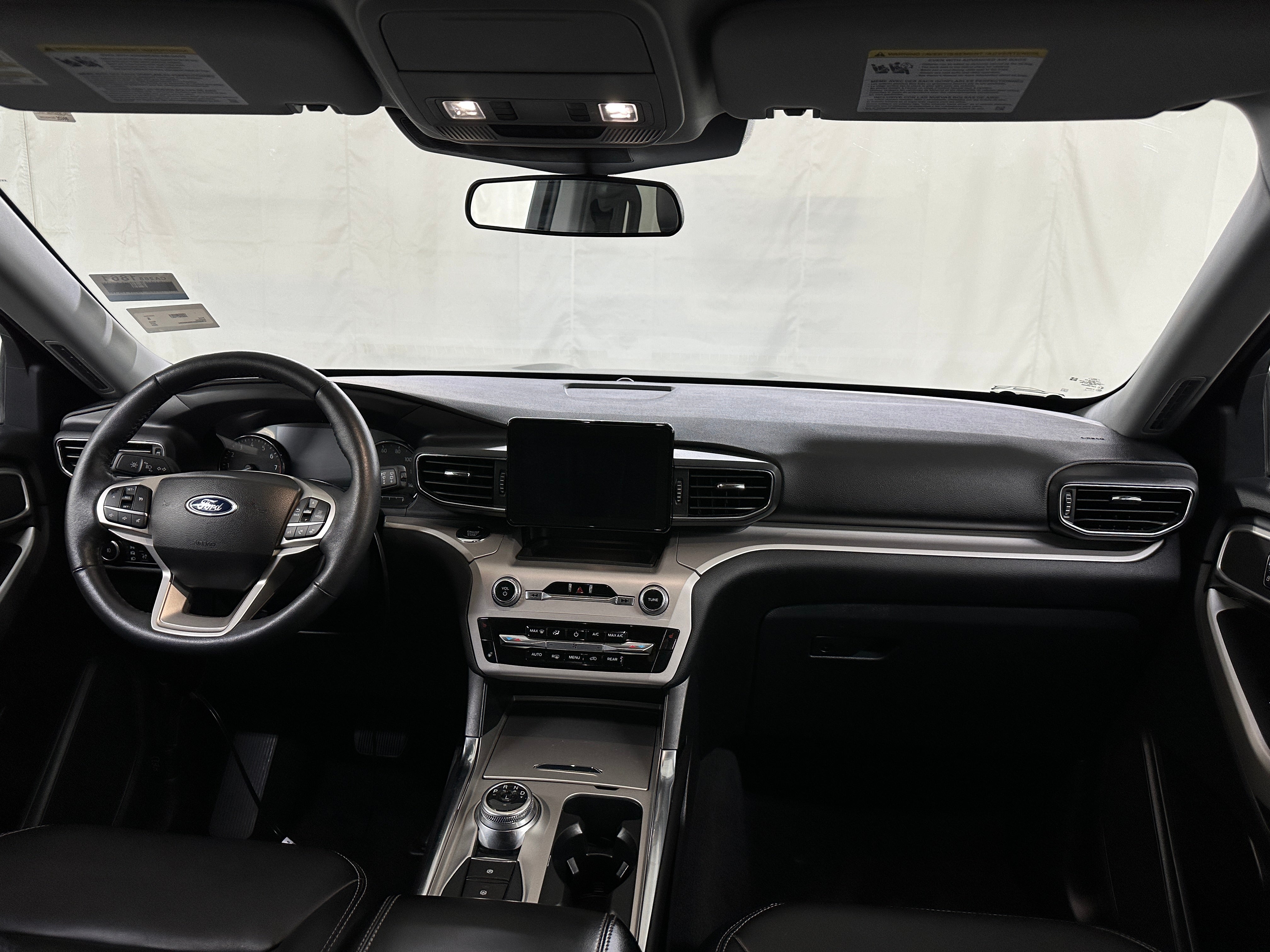 2024 Ford Explorer XLT 3