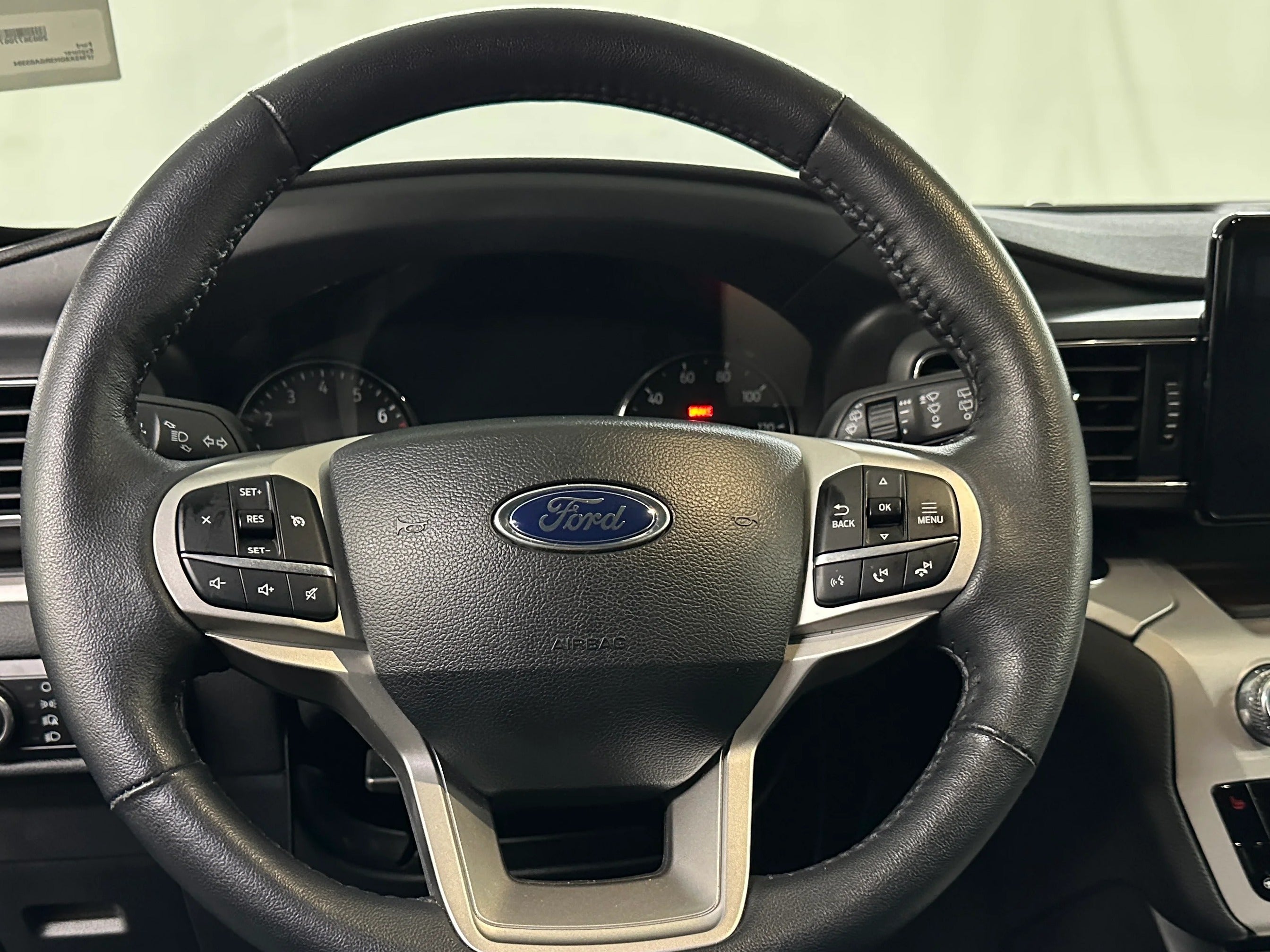 2024 Ford Explorer XLT 5