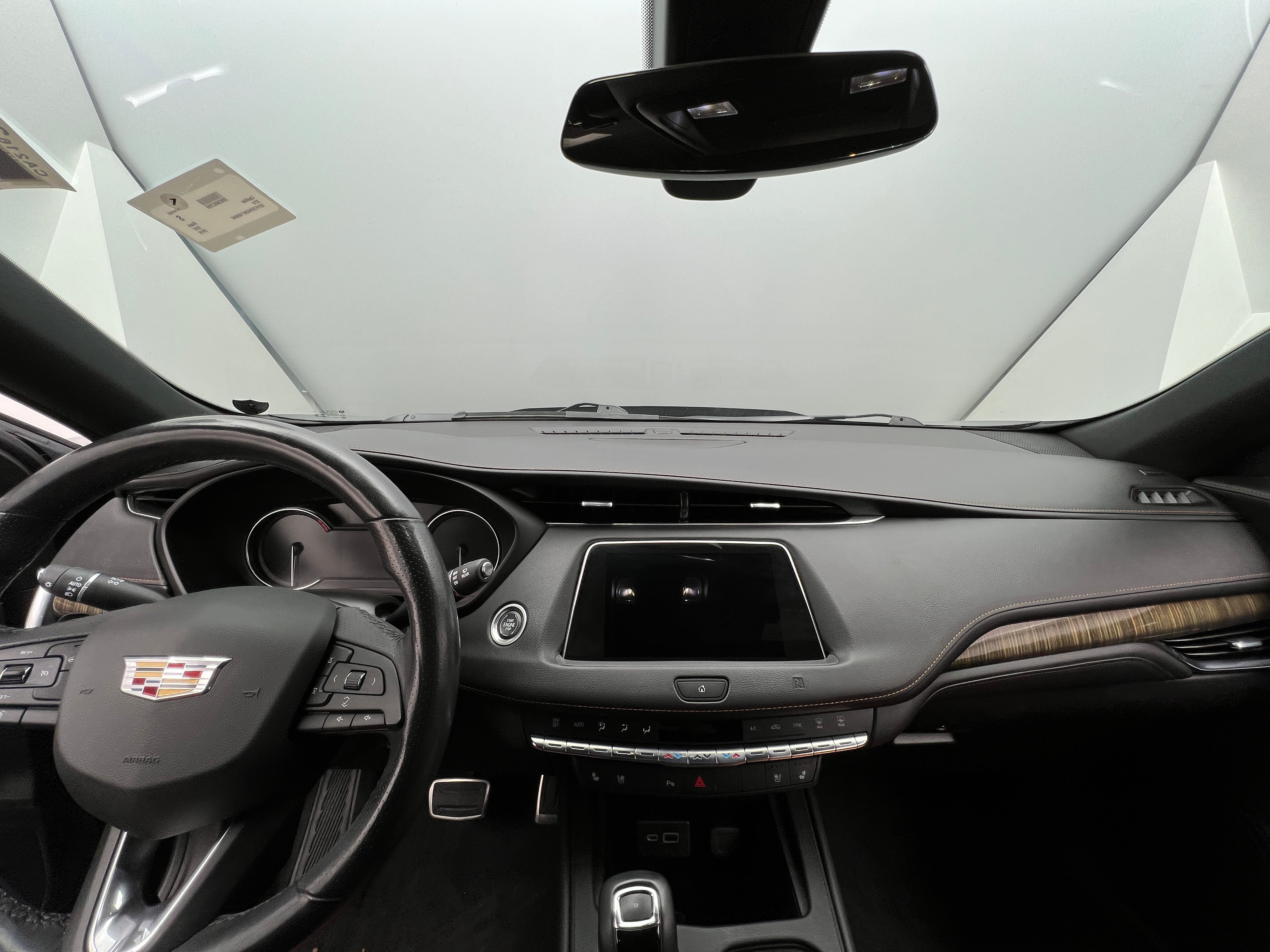 2019 Cadillac XT4 Sport 2