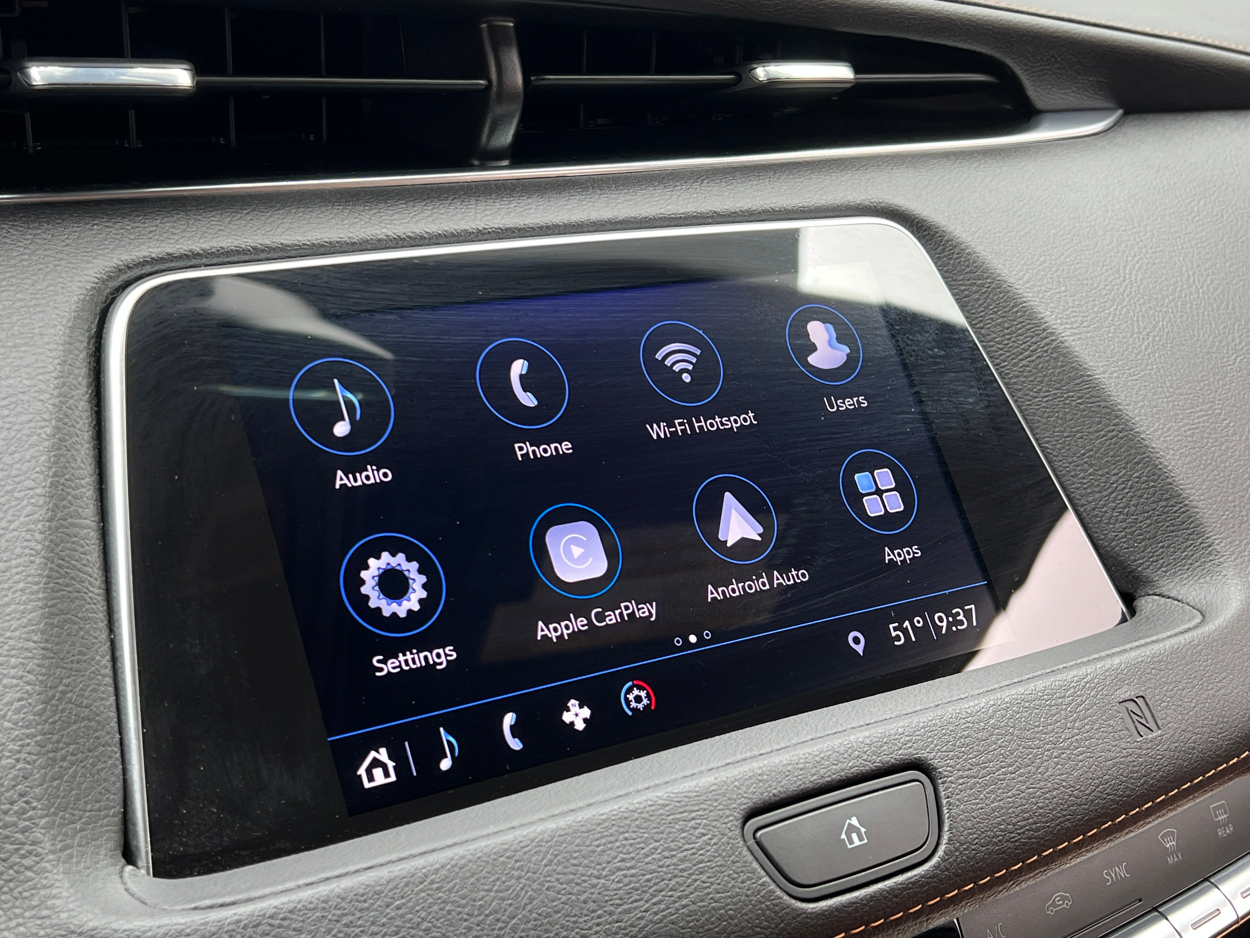 2019 Cadillac XT4 Sport 3