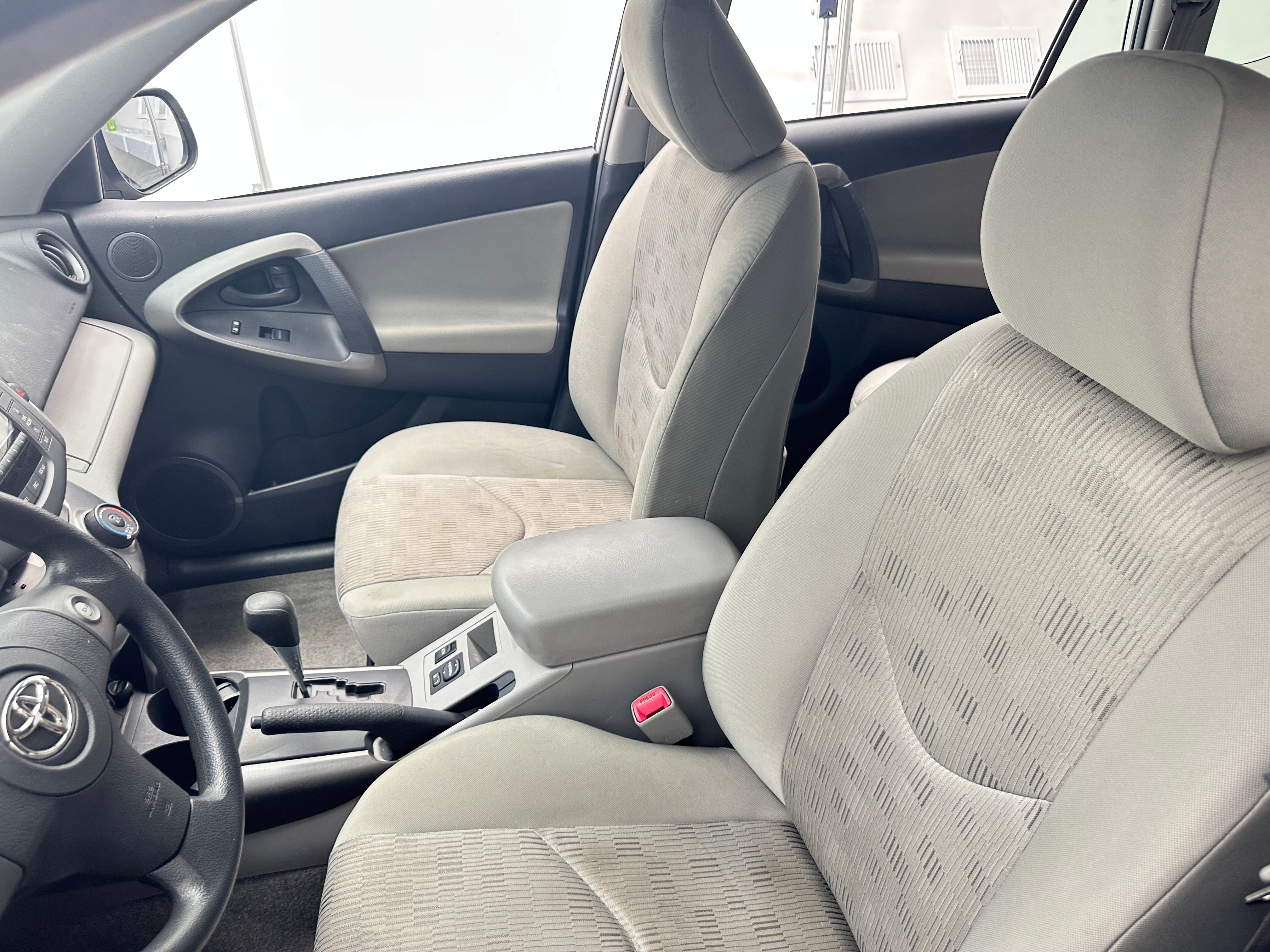 2010 Toyota RAV4 Base 2