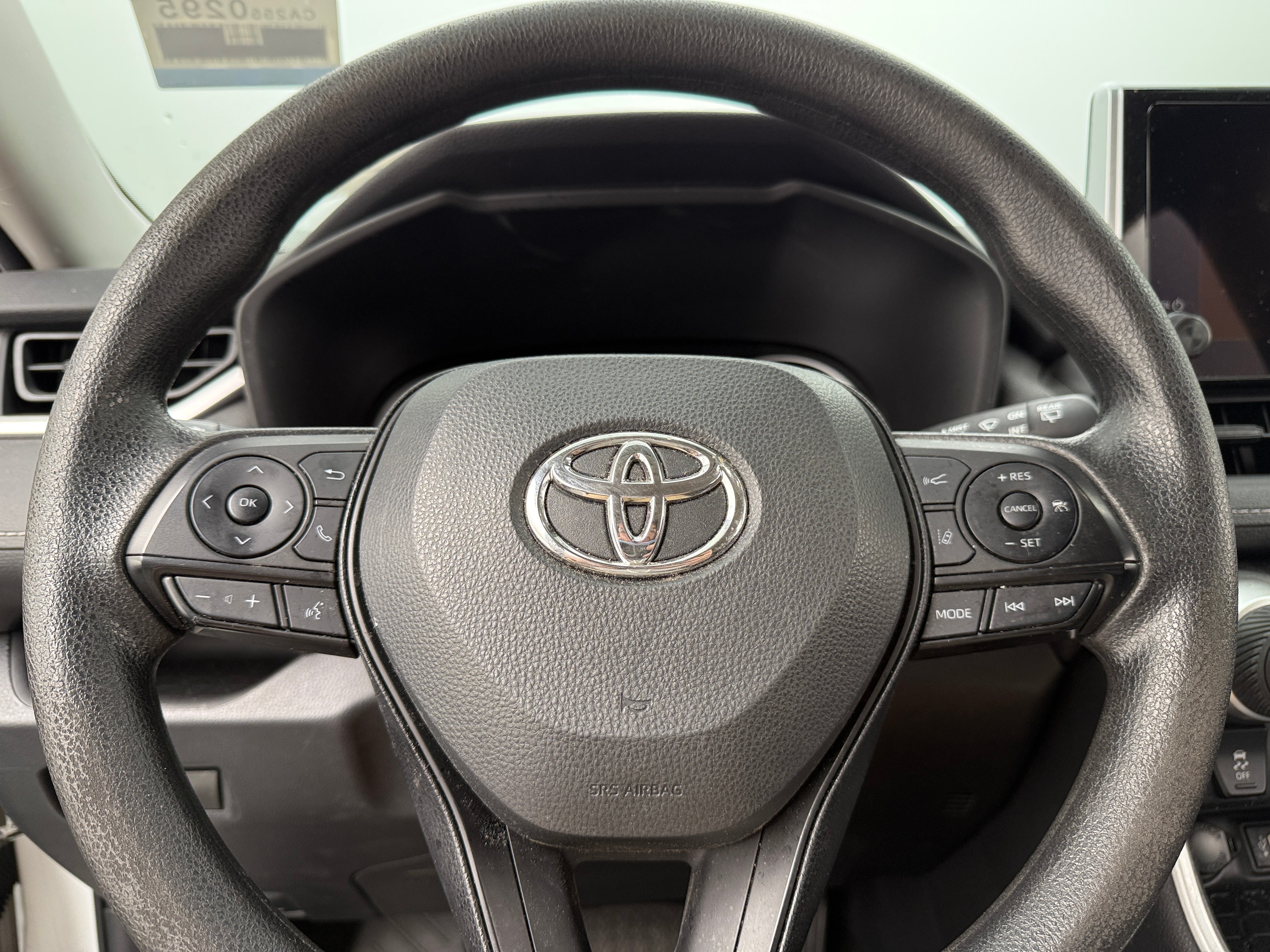 2023 Toyota RAV4 LE 5