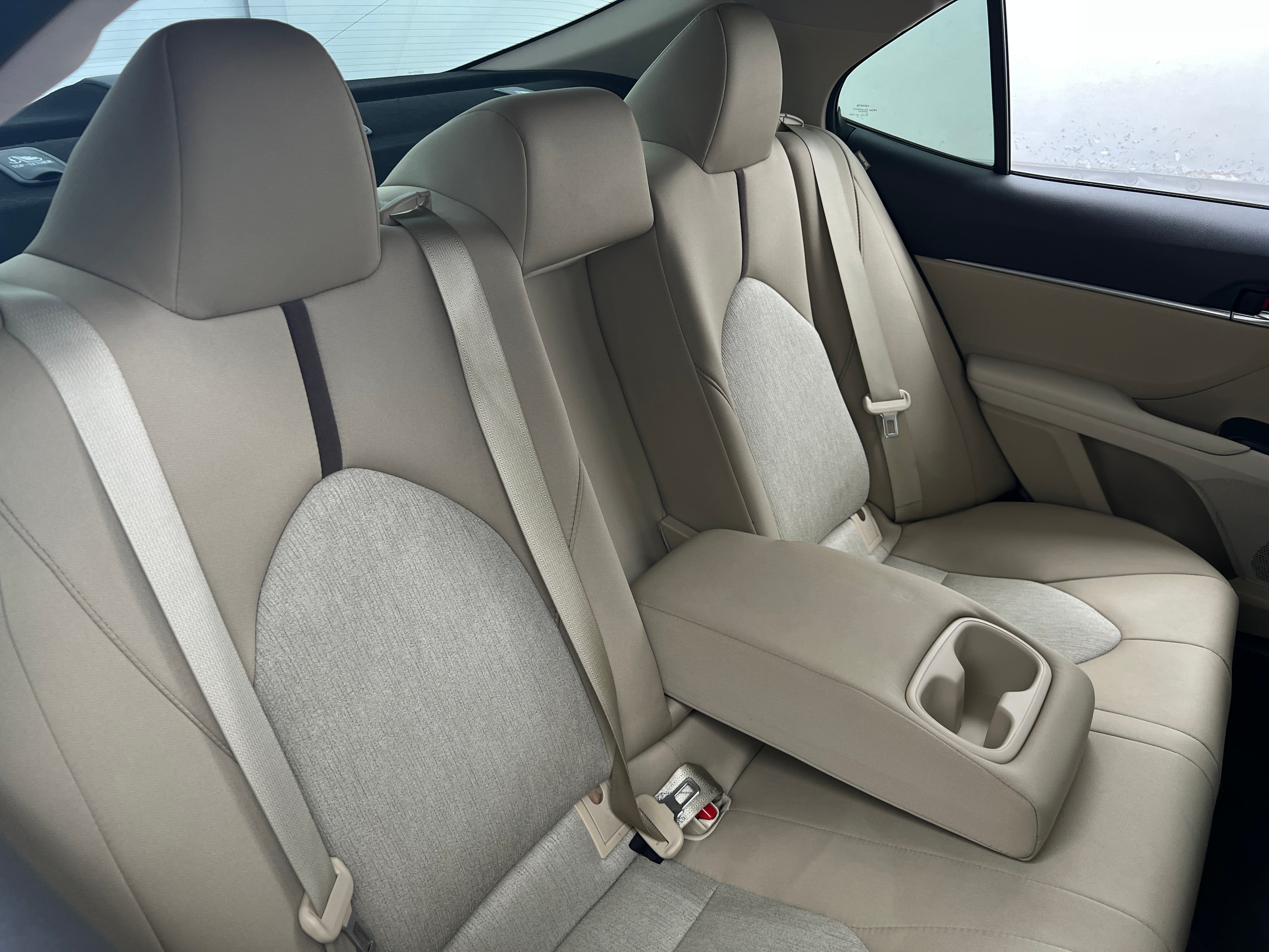 2018 Toyota Camry LE 6