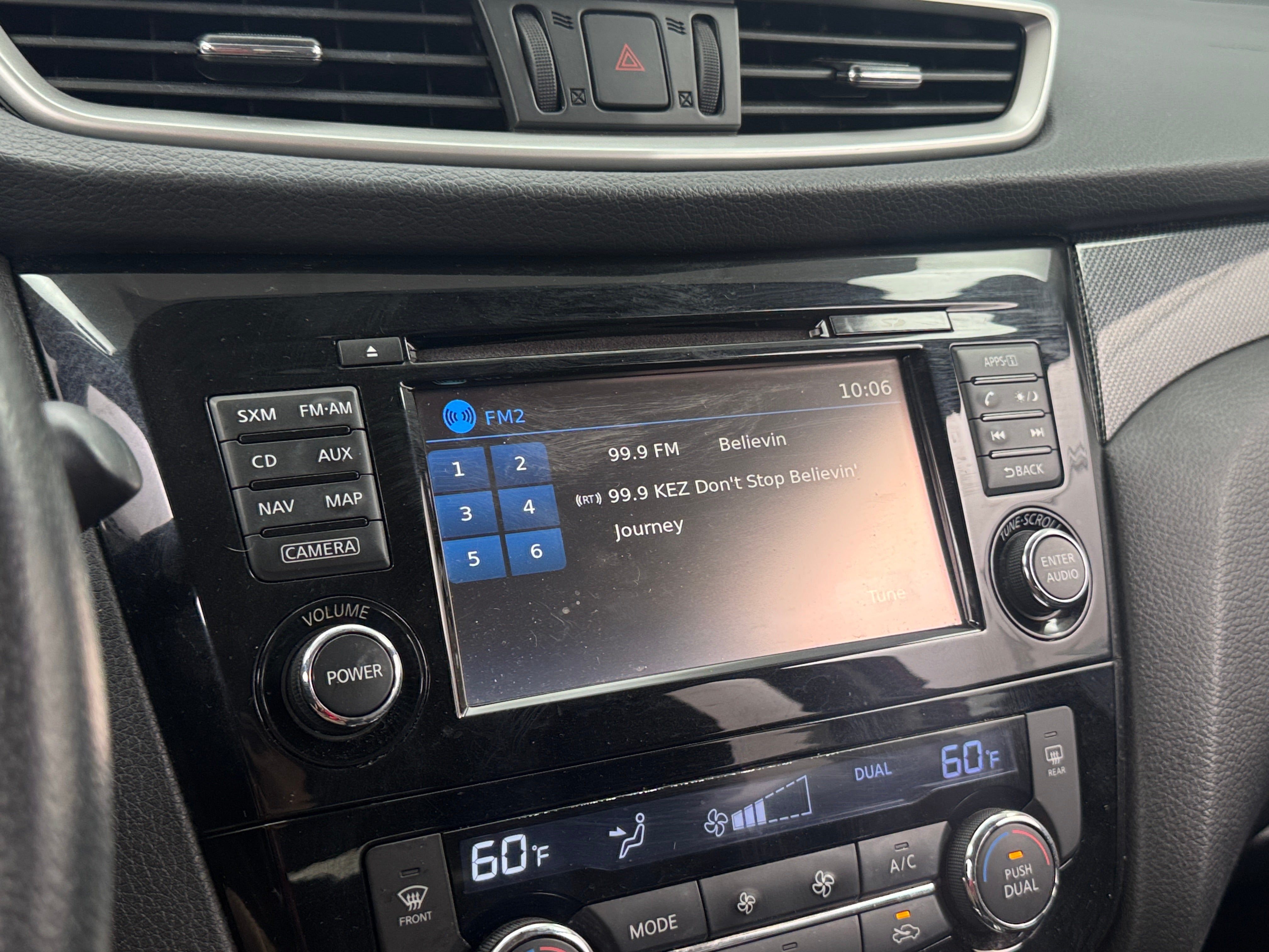 2015 Nissan Rogue SL 4
