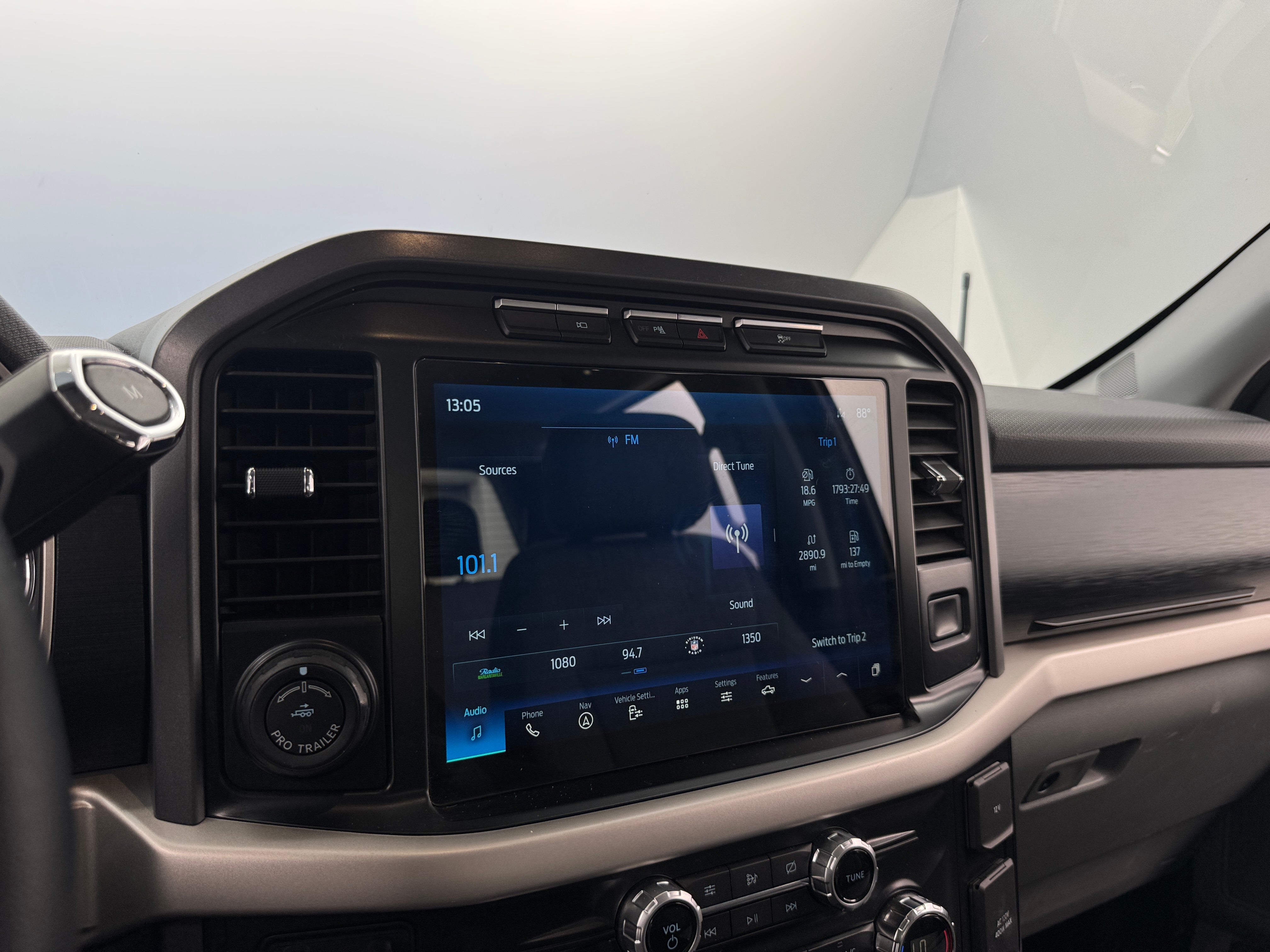 2021 Ford Econoline E-150 4