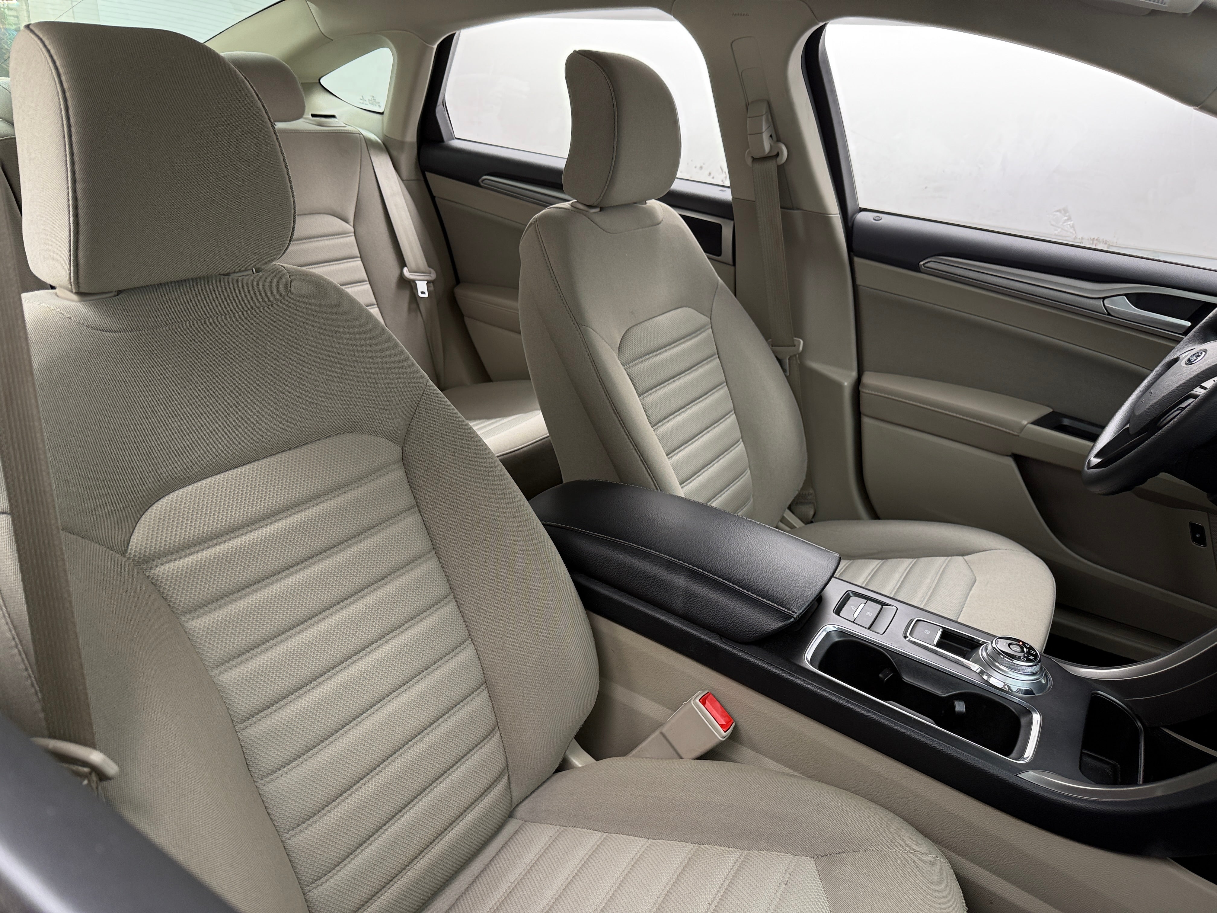 2019 Ford Fusion  2