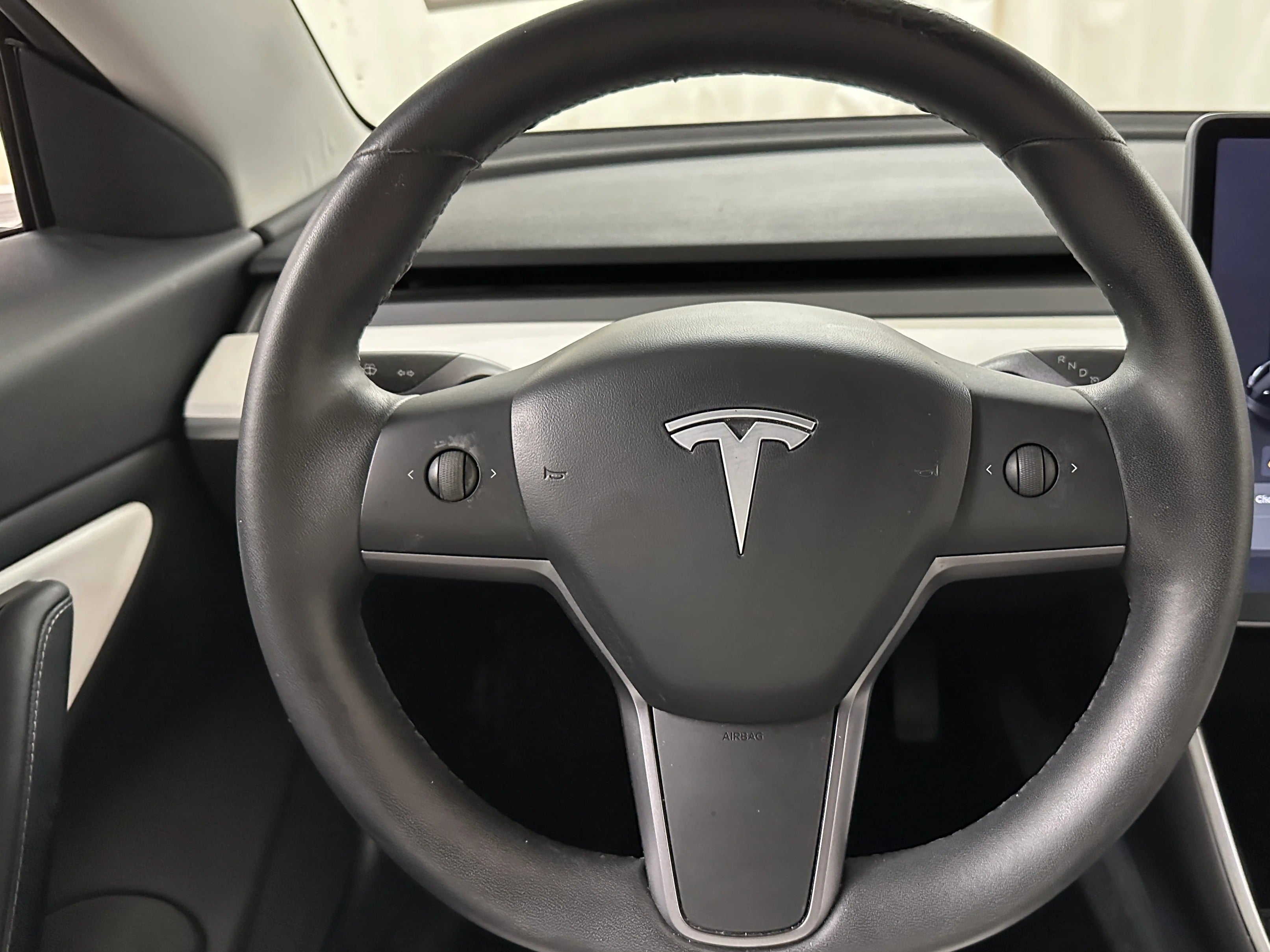 2020 Tesla Model 3 Standard Range 4