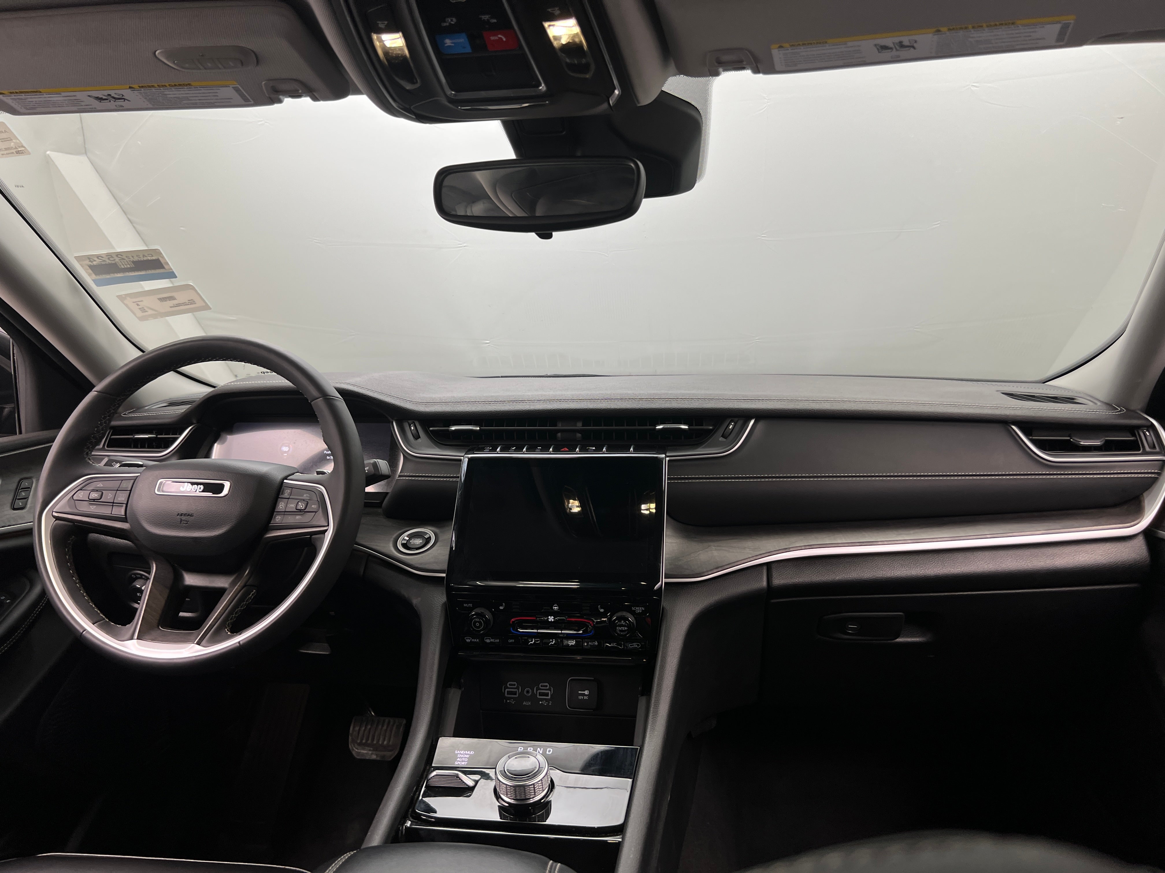 2023 Jeep Grand Cherokee L Limited Edition 2
