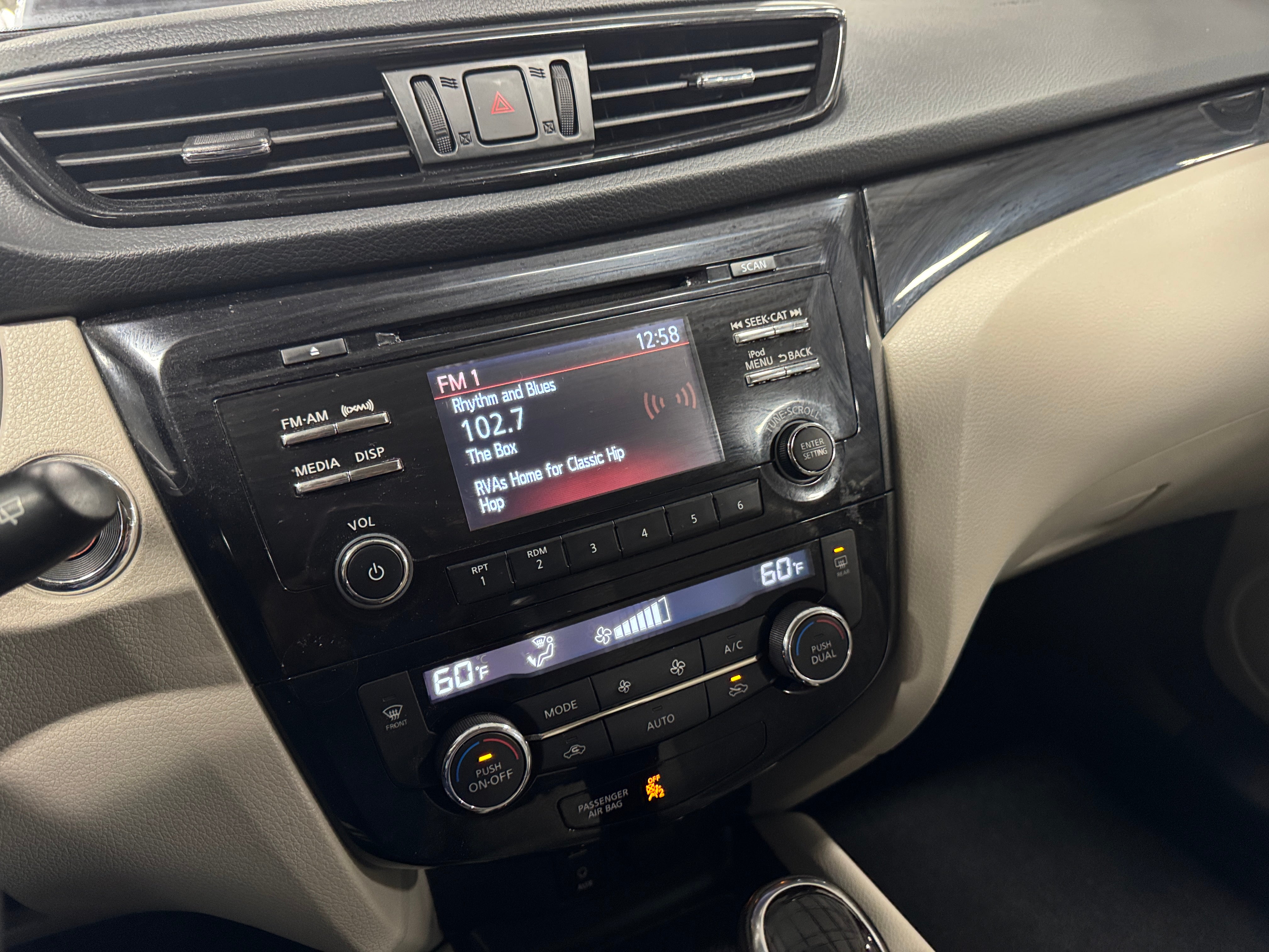 2018 Nissan Rogue Sport SV 4