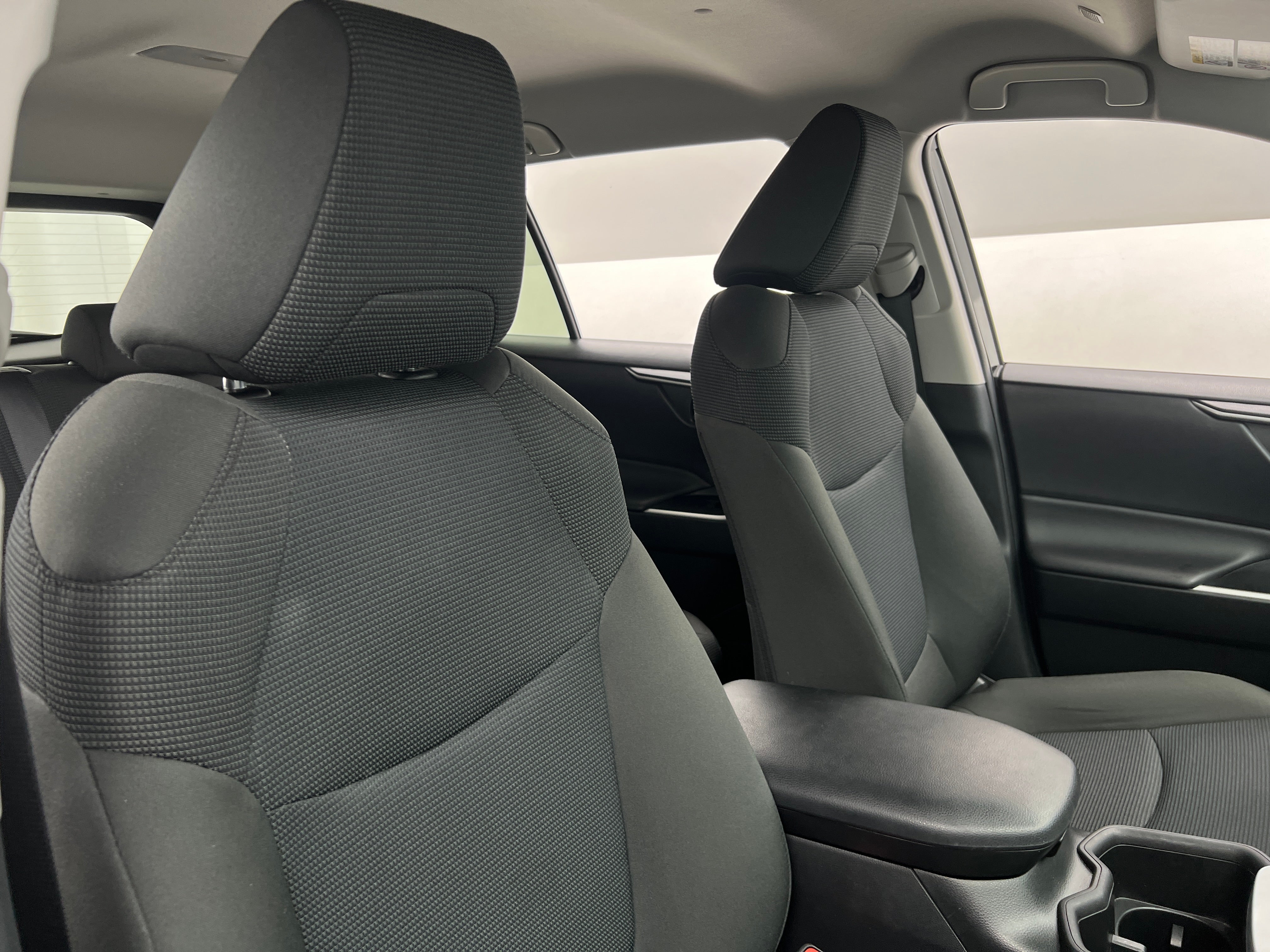 2024 Toyota RAV4 LE 2