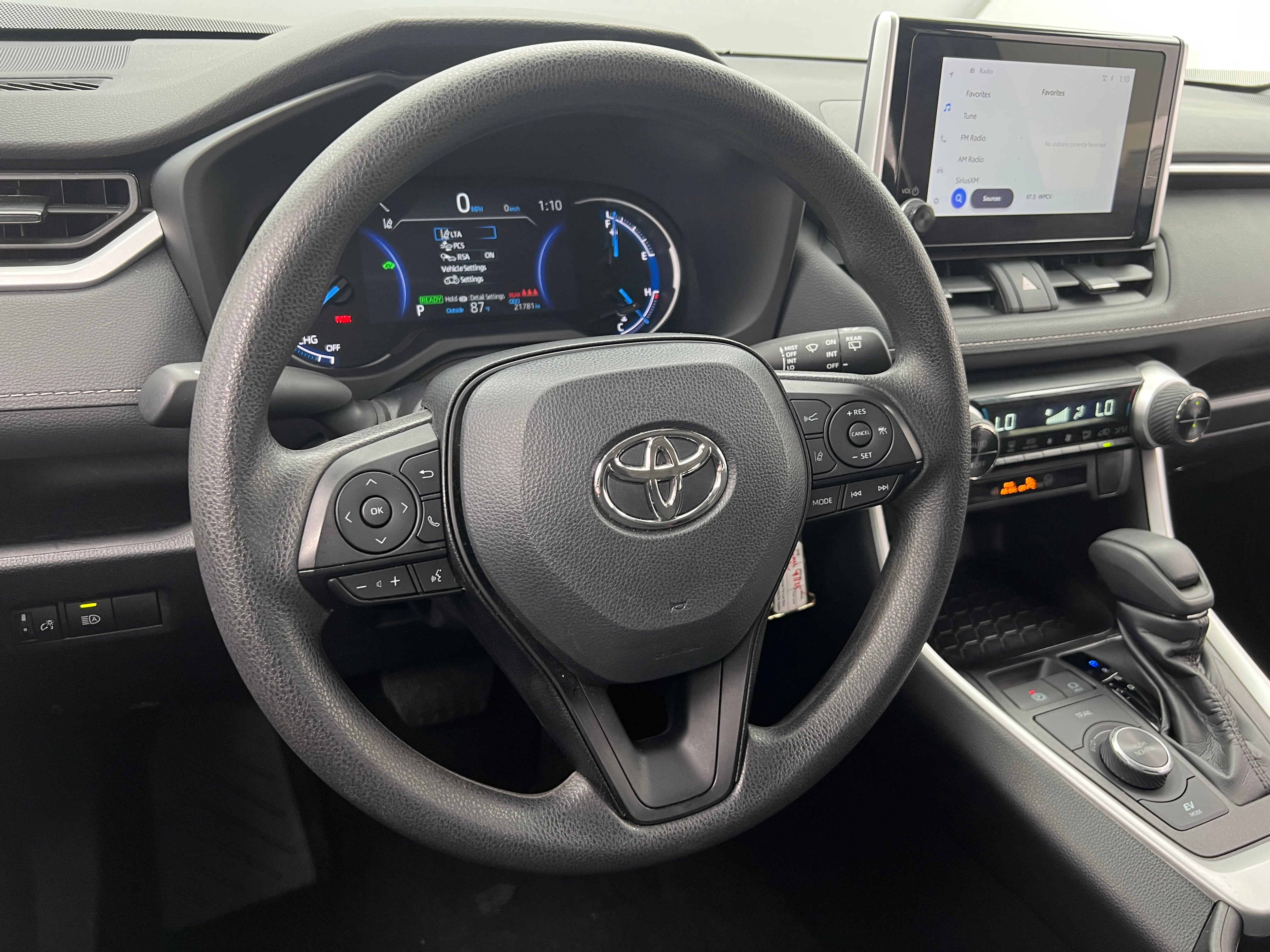 2024 Toyota RAV4 LE 5