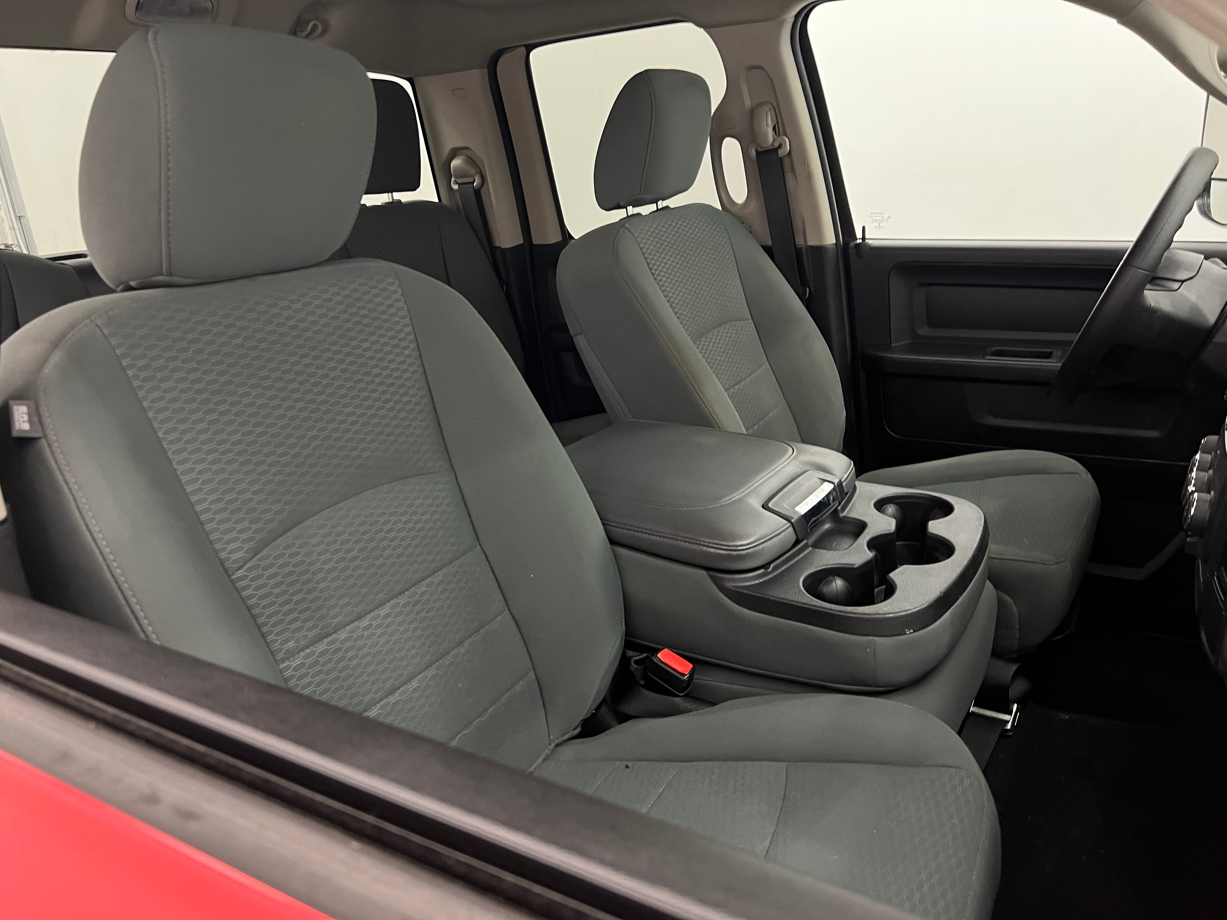 2019 RAM 1500 Classic Express 2