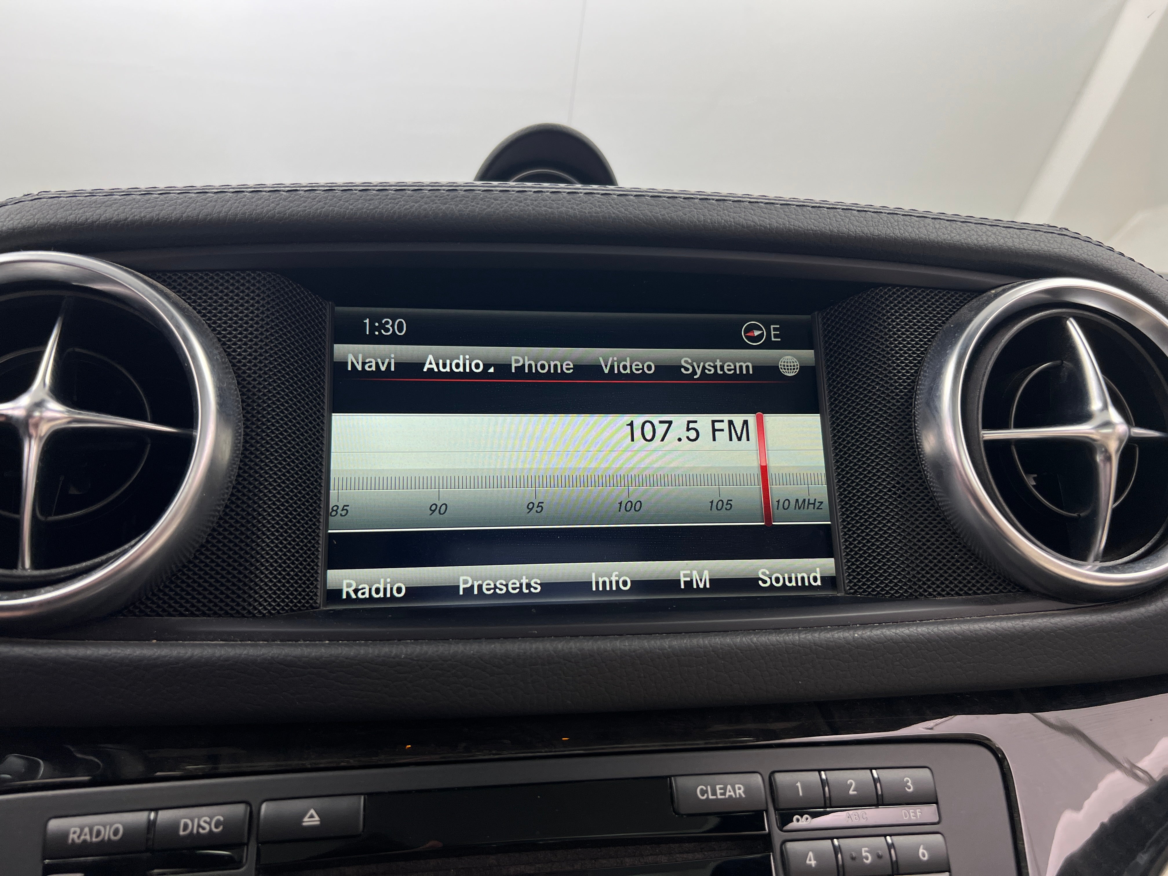 2016 Mercedes-Benz SL-Class SL 550 3