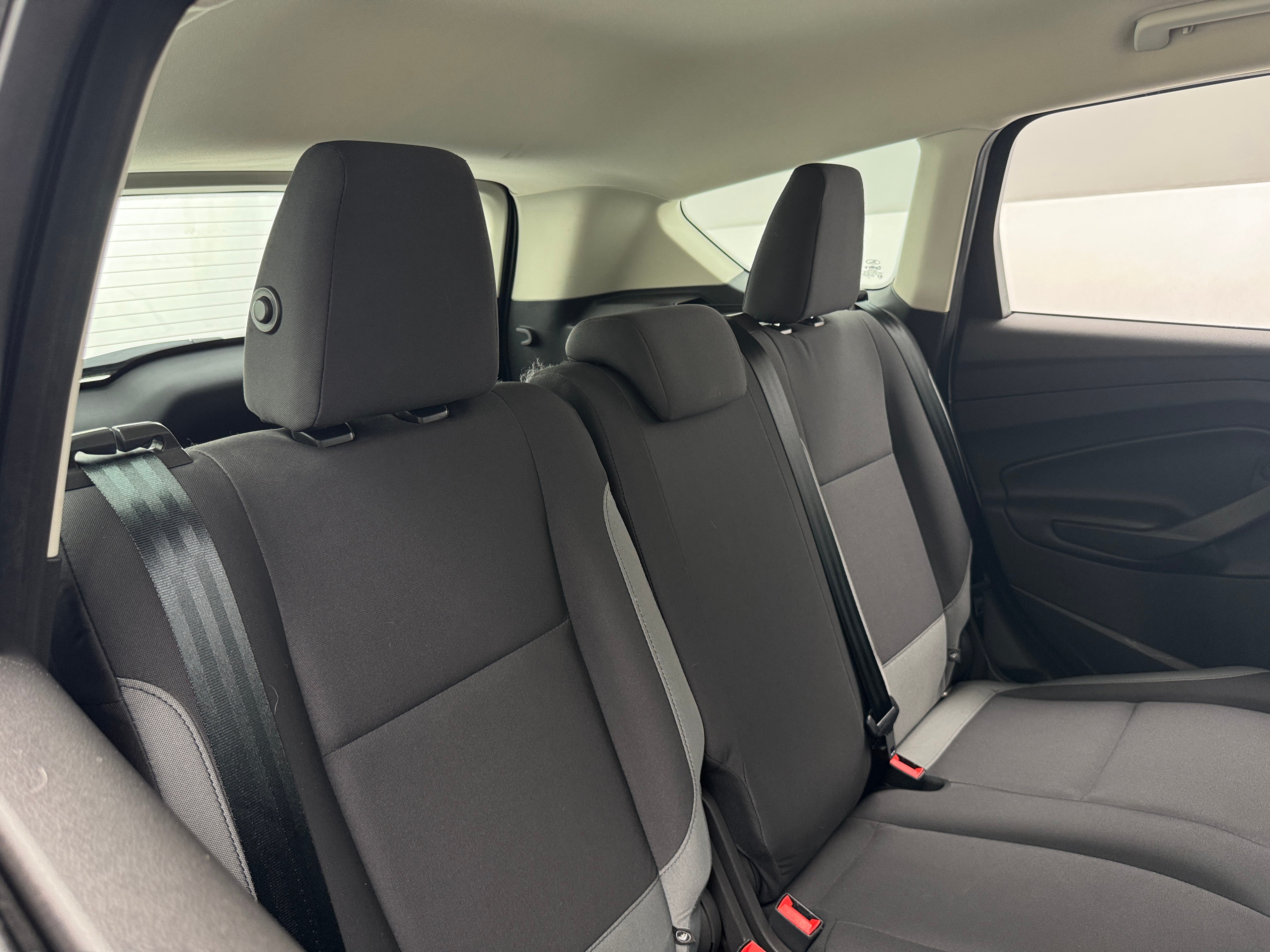 2016 Ford Escape S 6