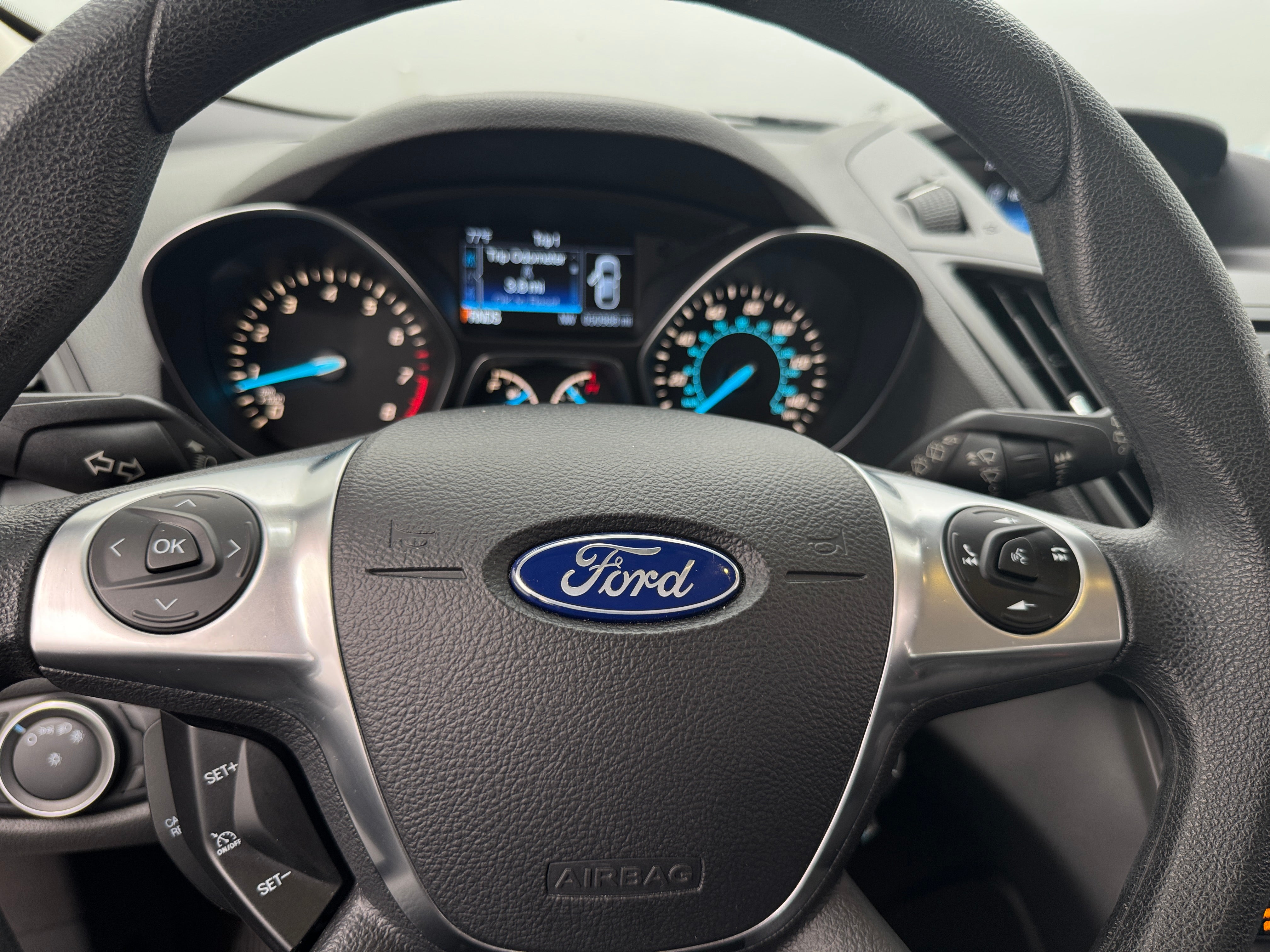 2016 Ford Escape S 5